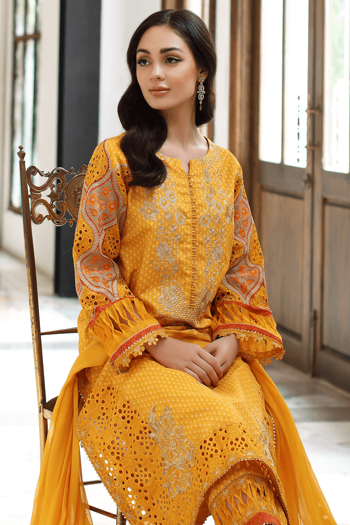 Charizma | Ramzan Edit | RE4-06 - Pakistani Designer Dress - by Charizma | Type: Luxury - 100% Original at Saira Sultan
