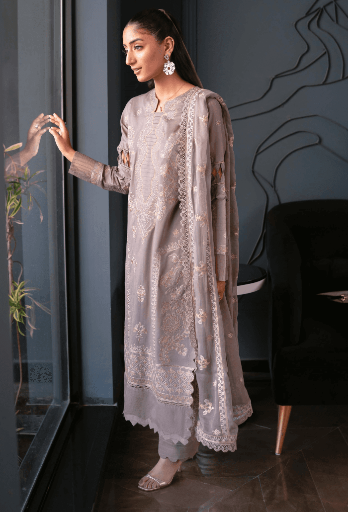 Humdum | Meraki Lawn 24 | d07 - Pakistani Designer Dress - by HumDum | Type: Luxury - 100% Original at Saira Sultan