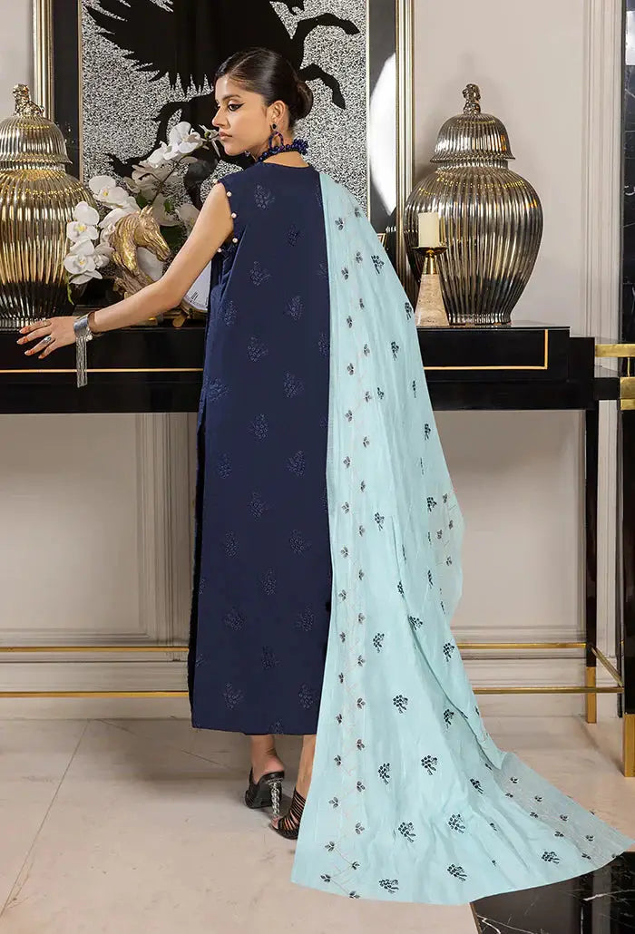 Humdum | Charlotte Chikankari Lawn | D09 - Pakistani Designer Dress - by HumDum | Type: Luxury - 100% Original at Saira Sultan