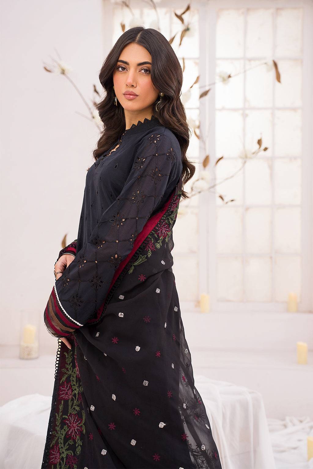Iznik | Lawnkari 24 | UE-200 GARRULOUS - Pakistani Designer Dress - by Iznik | Type: Formal - 100% Original at Saira Sultan