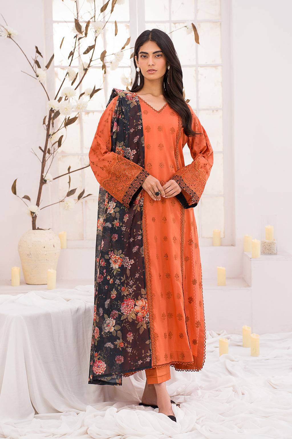 Iznik | Lawnkari 24 | UE-162 LEAFLET - Pakistani Designer Dress - by Iznik | Type: Formal - 100% Original at Saira Sultan