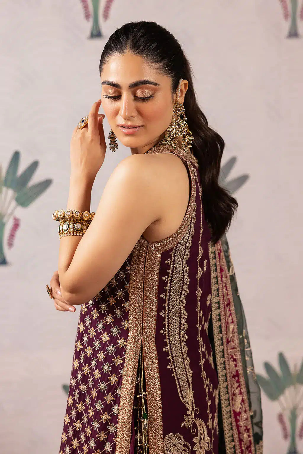 Iznik | Shendi Luxury Formals 23 | ISC-07 NAURATAAN - Pakistani Designer Dress - by Iznik | Type: Formal - 100% Original at Saira Sultan