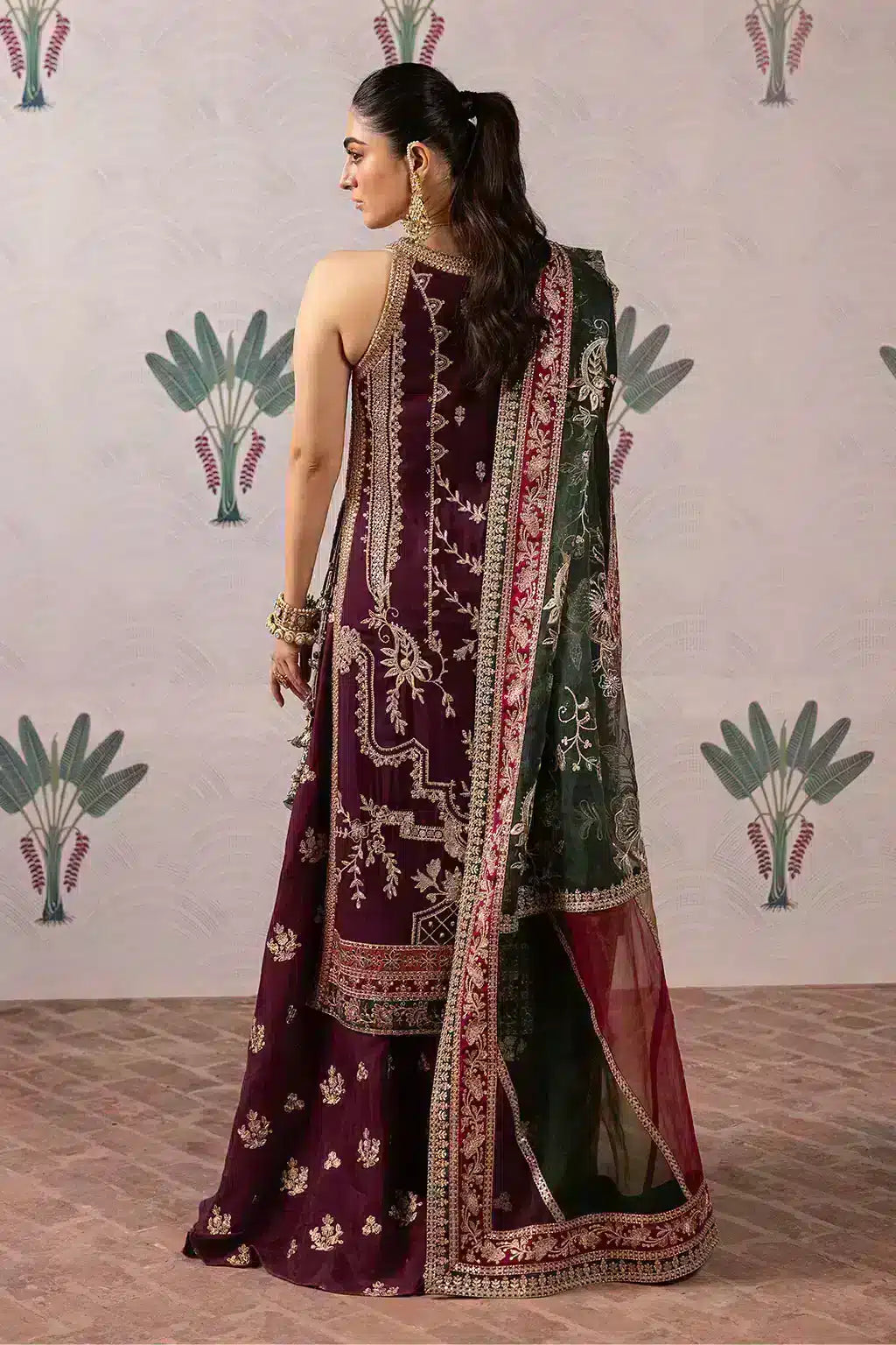 Iznik | Shendi Luxury Formals 23 | ISC-07 NAURATAAN - Pakistani Designer Dress - by Iznik | Type: Formal - 100% Original at Saira Sultan