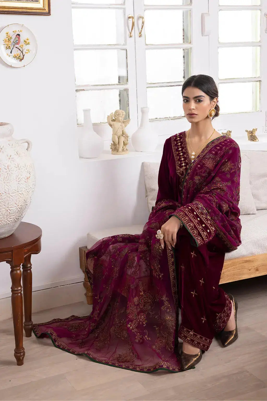 Iznik | Festive Velvet 23 | IV-31 SHIRIN - Pakistani Designer Dress - by Iznik | Type: Formal - 100% Original at Saira Sultan