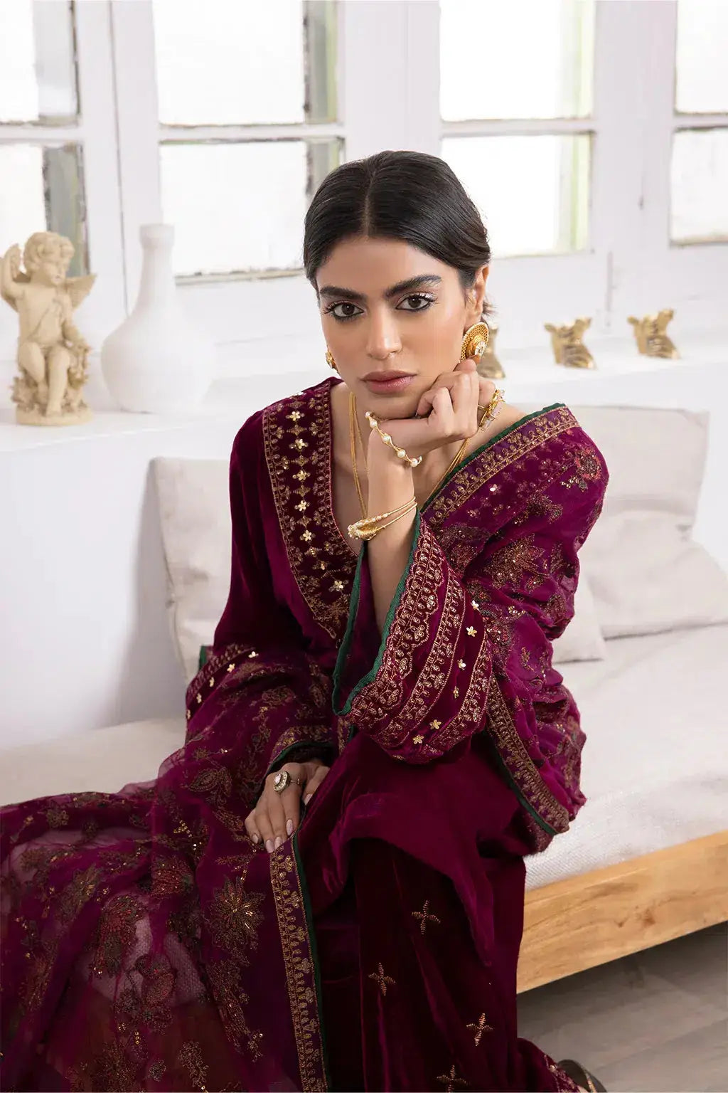 Iznik | Festive Velvet 23 | IV-31 SHIRIN - Pakistani Designer Dress - by Iznik | Type: Formal - 100% Original at Saira Sultan