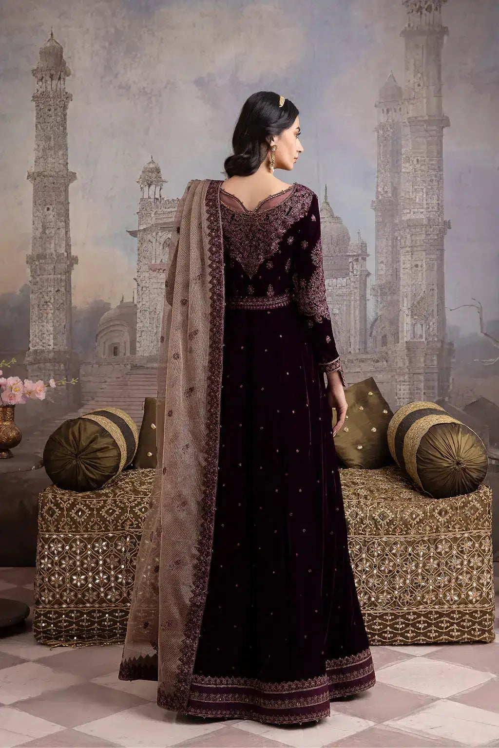 Iznik | Festive Velvet 23 | IV-36 ELAHEH - Pakistani Designer Dress - by Iznik | Type: Formal - 100% Original at Saira Sultan