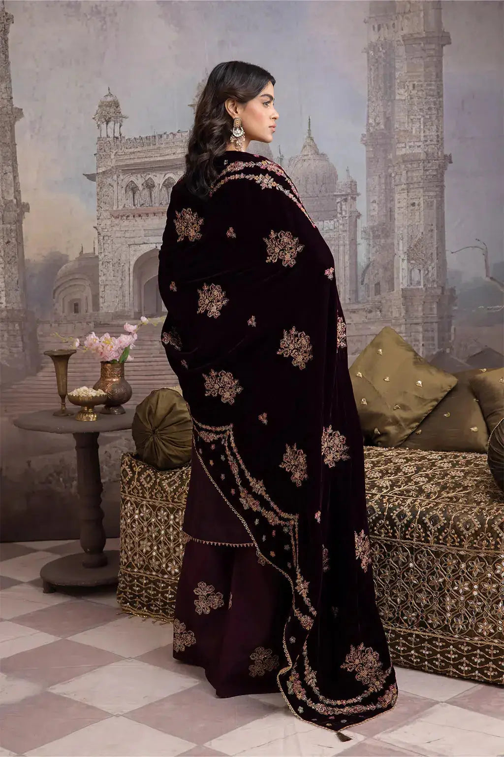 Iznik | Festive Velvet 23 | IV-32 ZARIN - Pakistani Designer Dress - by Iznik | Type: Formal - 100% Original at Saira Sultan