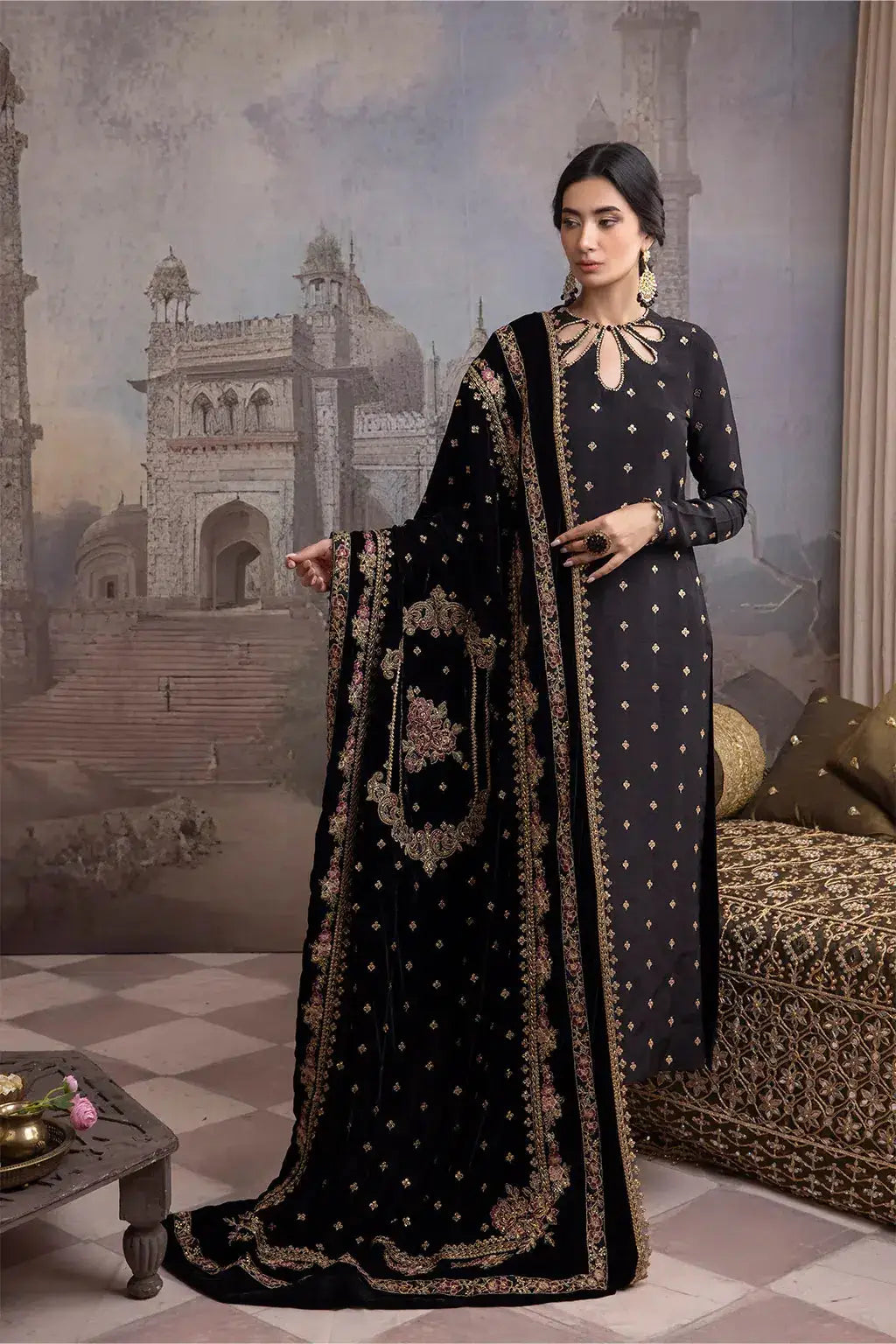 Iznik | Festive Velvet 23 | IV-28 LEILA - Pakistani Designer Dress - by Iznik | Type: Formal - 100% Original at Saira Sultan
