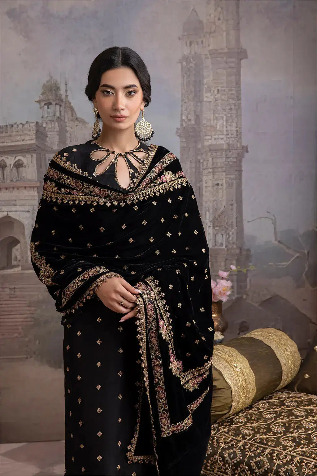 Iznik | Festive Velvet 23 | IV-28 LEILA - Pakistani Designer Dress - by Iznik | Type: Formal - 100% Original at Saira Sultan