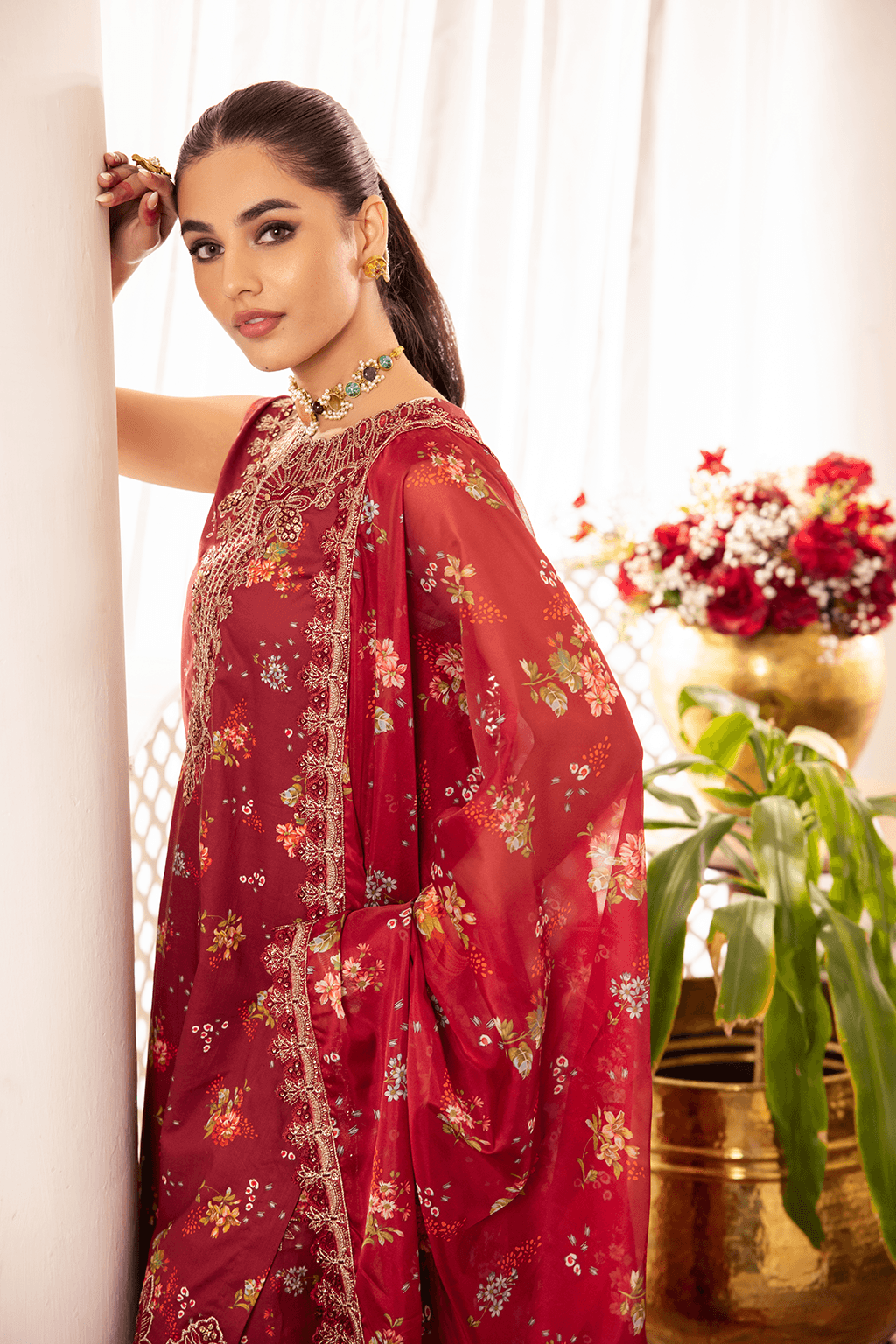 Iznik | Nani Ka Ghar | NKG-09 - Pakistani Designer Dress - by Iznik | Type: Luxury - 100% Original at Saira Sultan