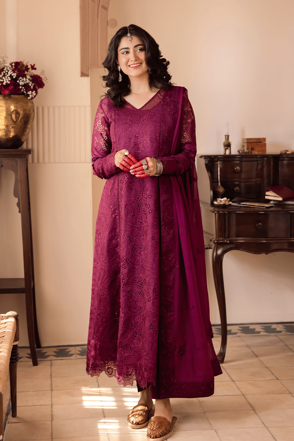 Iznik | Nani Ka Ghar | NKG-11 - Pakistani Designer Dress - by Iznik | Type: Luxury - 100% Original at Saira Sultan