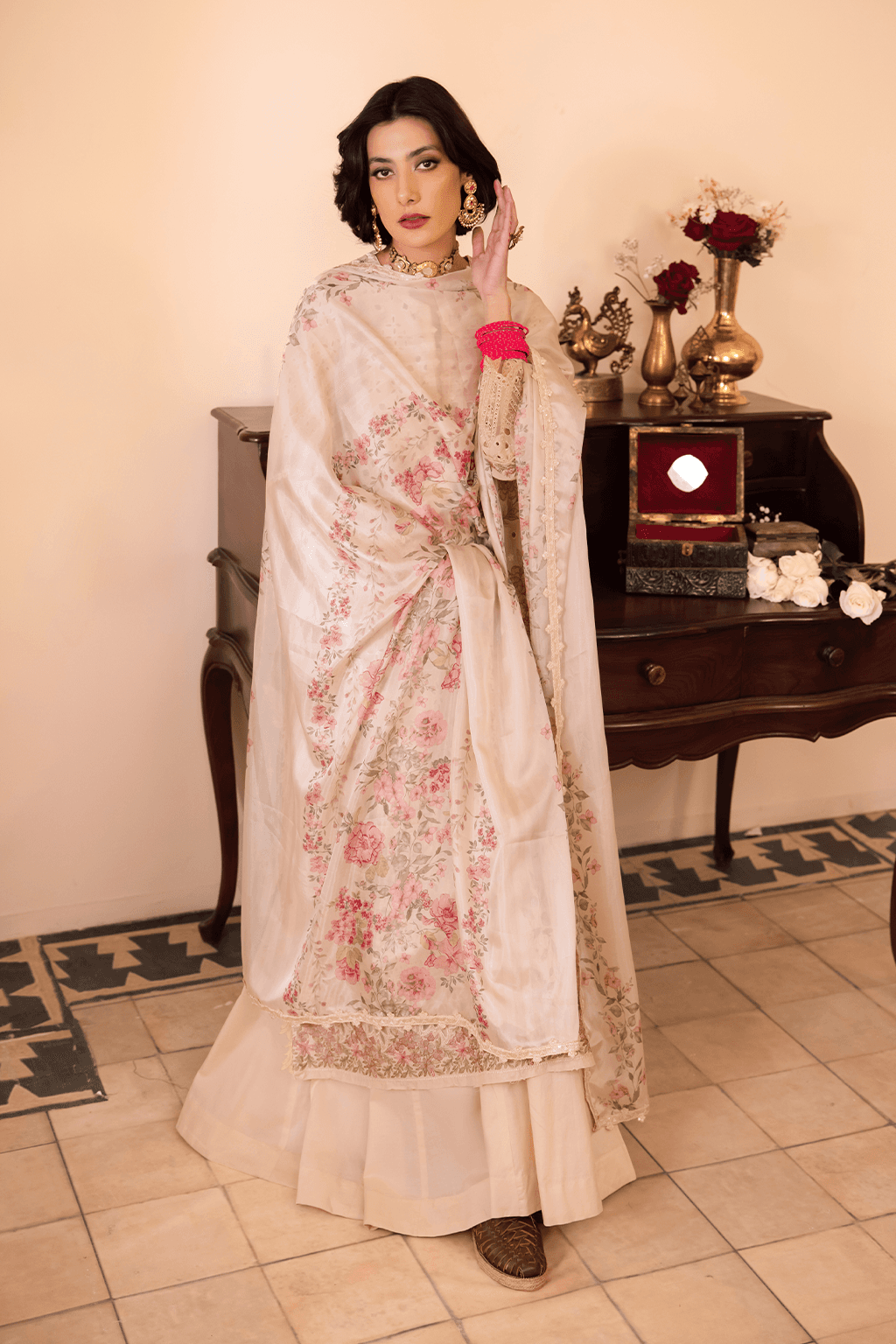 Iznik | Nani Ka Ghar | NKG-12 - Pakistani Designer Dress - by Iznik | Type: Luxury - 100% Original at Saira Sultan