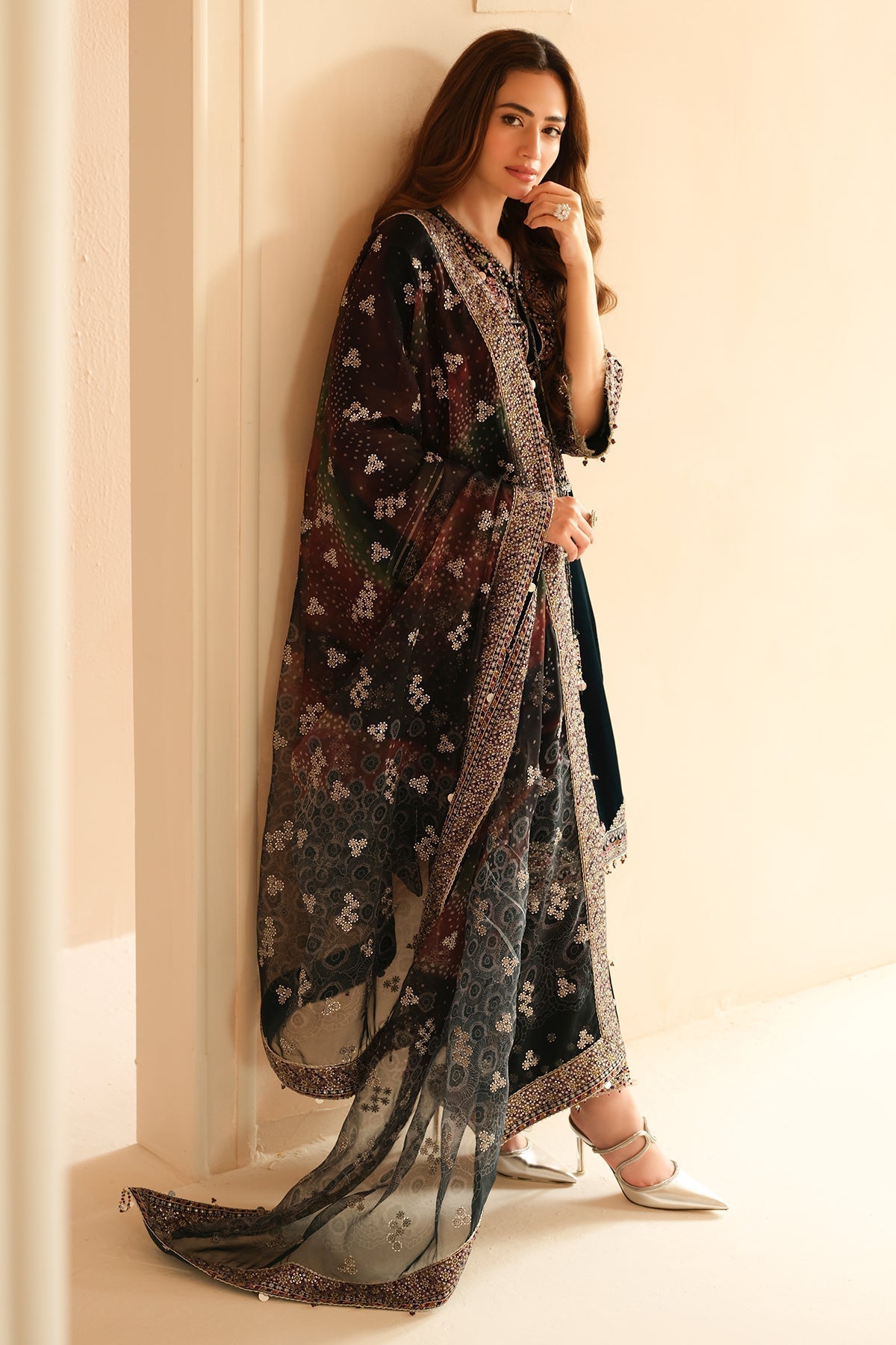 Jazmin | Velvet Edit 24 | Velvet Formal VF-2039 - Pakistani Designer Dress - by Jazmin | Type: Formal - 100% Original at Saira Sultan