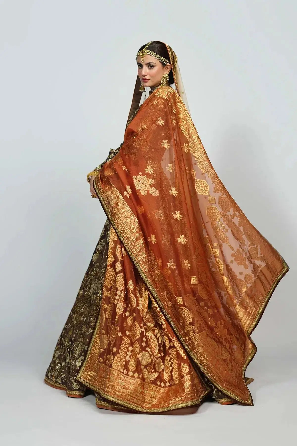 Fahad Hussayn | National Sport Casbah | Jaago - Pakistani Designer Dress - by Fahad Hussayn | Type: Bridal - 100% Original at Saira Sultan
