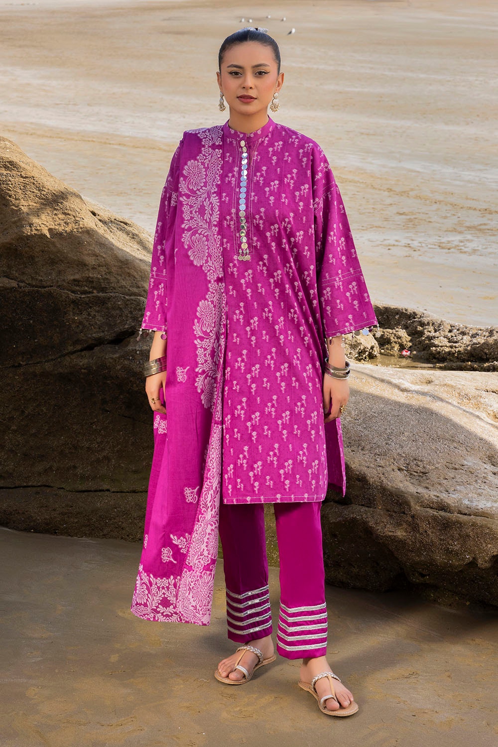 Gul Ahmed | Taara 25 |JD-42010 L Magenta Jacquard
