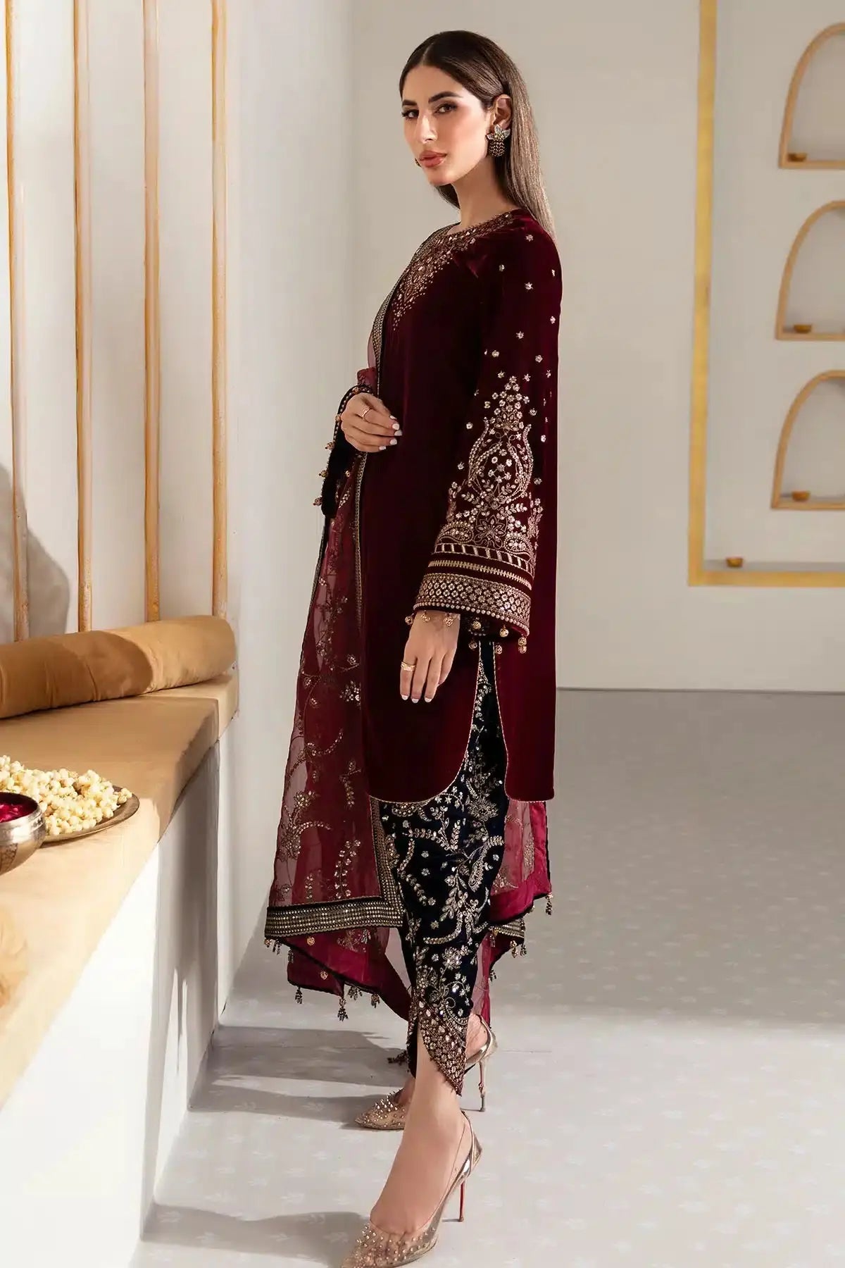 Jazmin | Velvet 23 | VF-2017 - Pakistani Designer Dress - by Jazmin | Type: Formal - 100% Original at Saira Sultan