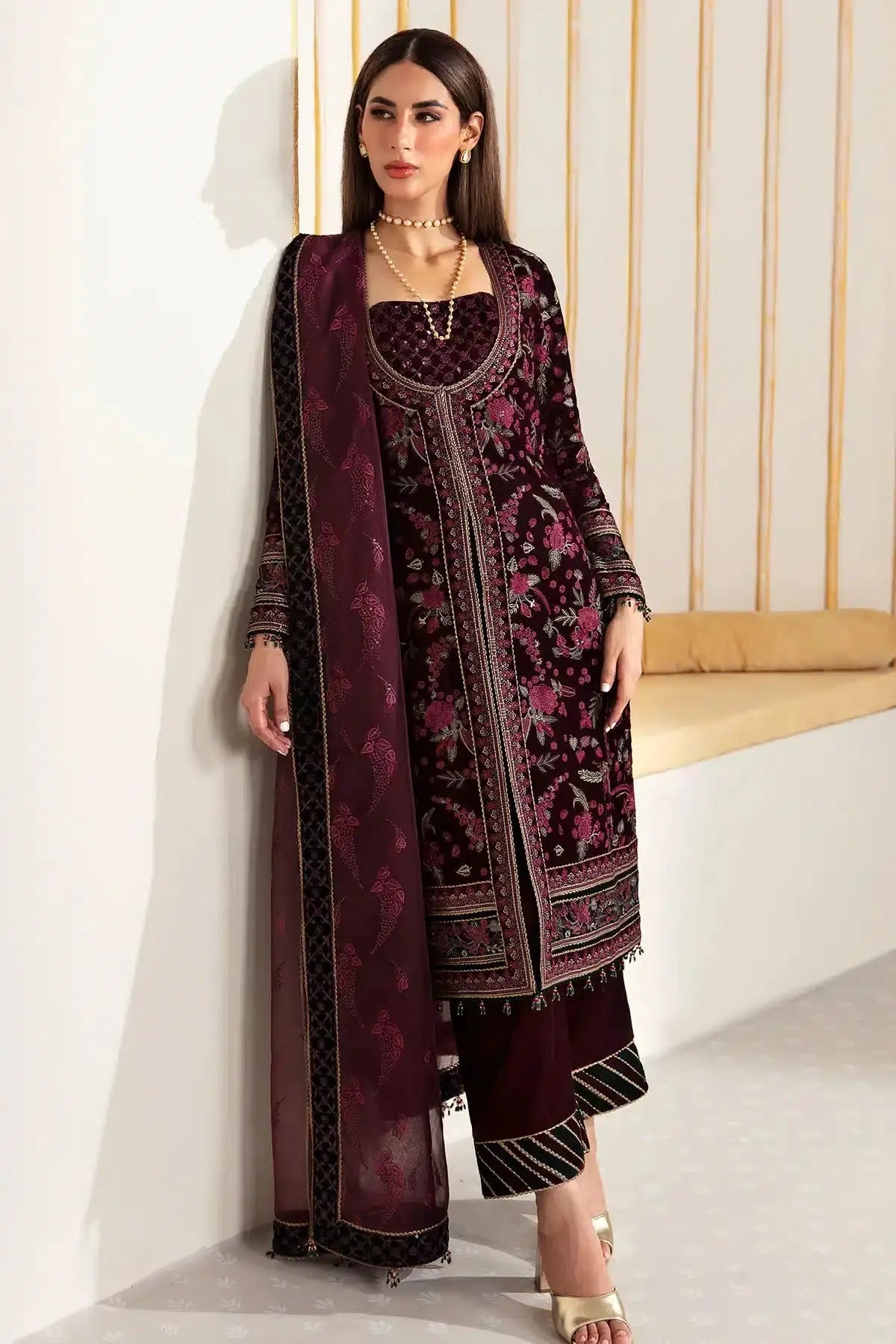 Jazmin | Velvet 23 | VF-2010 - Pakistani Designer Dress - by Jazmin | Type: Formal - 100% Original at Saira Sultan