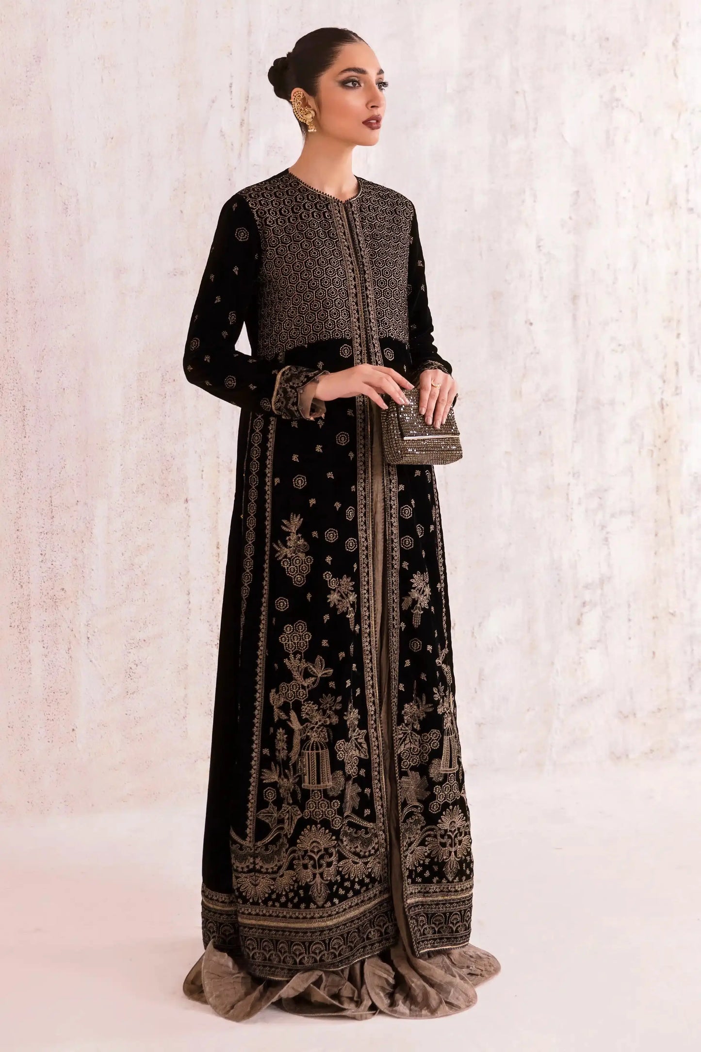Jazmin | Velvet 23 | VF-2001 - Pakistani Designer Dress - by Jazmin | Type: Formal - 100% Original at Saira Sultan