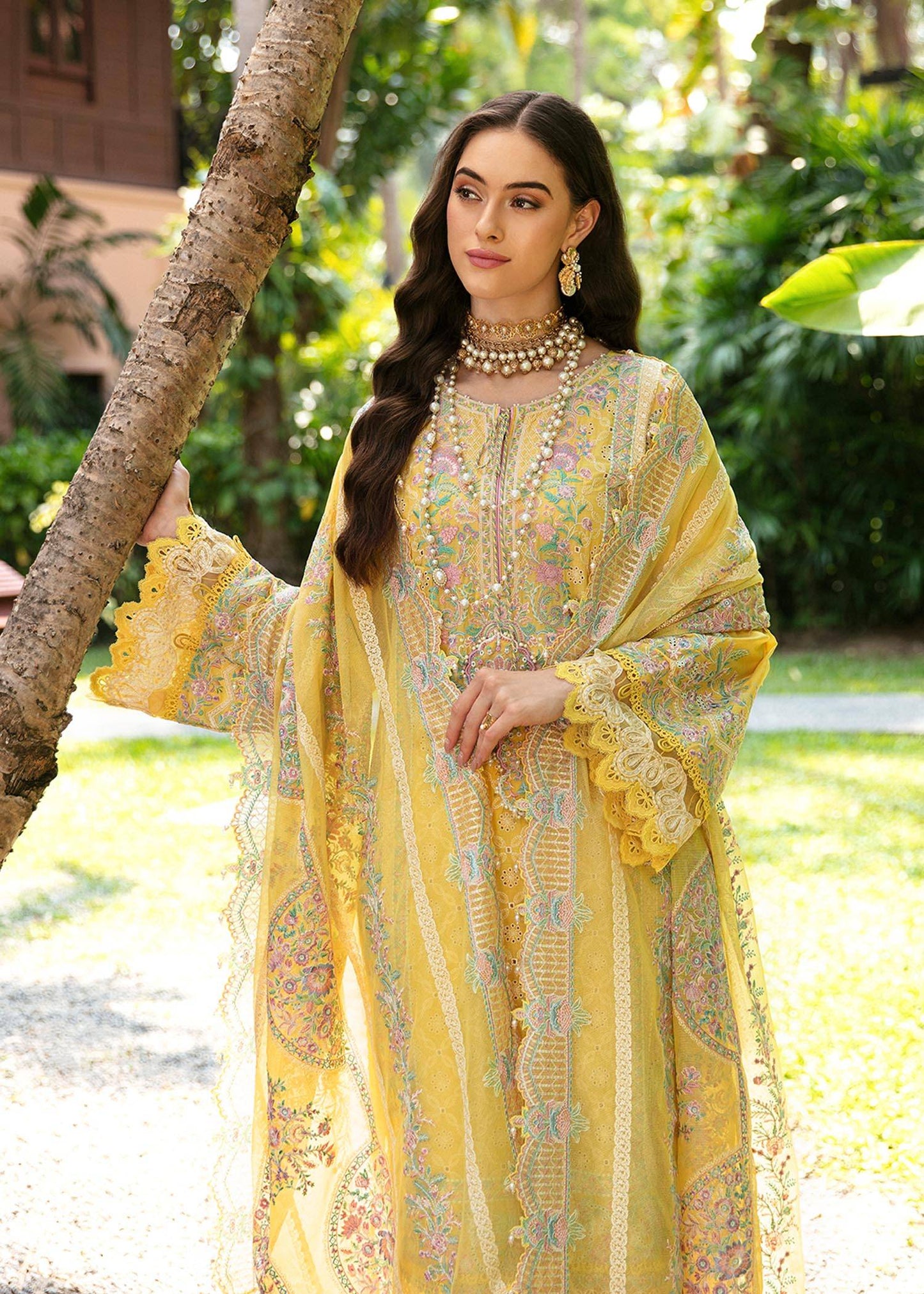 Kanwal Malik | Sareen Luxury Lawn 24 | Vanessa - Pakistani Designer Dress - by Kanwal Malik | Type: Luxury - 100% Original at Saira Sultan