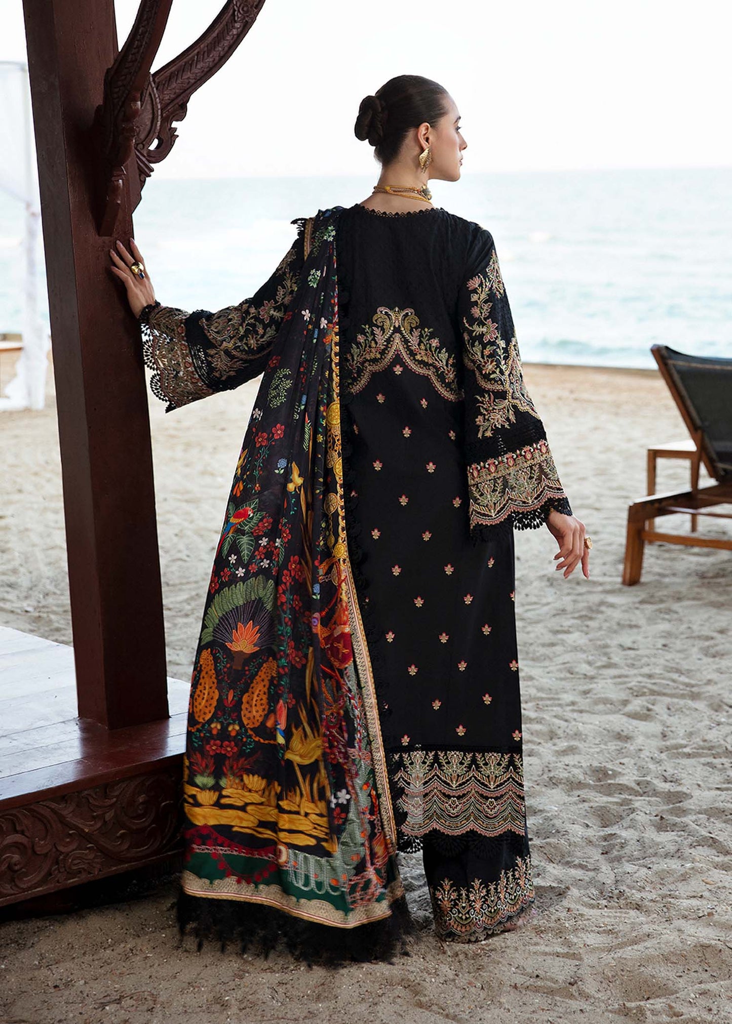 Kanwal Malik | Sareen Luxury Lawn 24 | Gloria - Pakistani Designer Dress - by Kanwal Malik | Type: Luxury - 100% Original at Saira Sultan