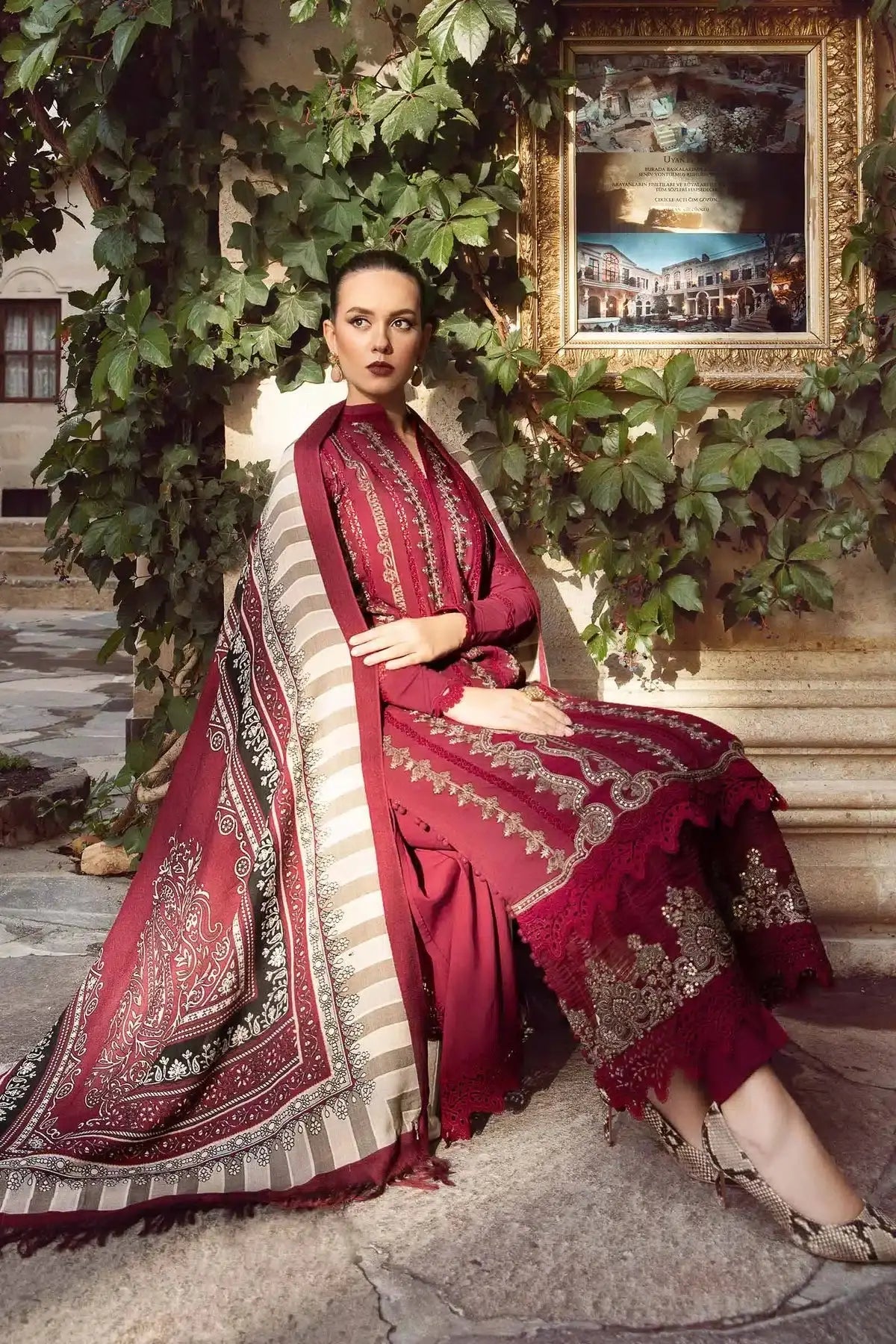 Maria B | M Prints Winter 23 | MPT-2002-A - Pakistani Designer Dress - by Maria B | Type: Luxury - 100% Original at Saira Sultan