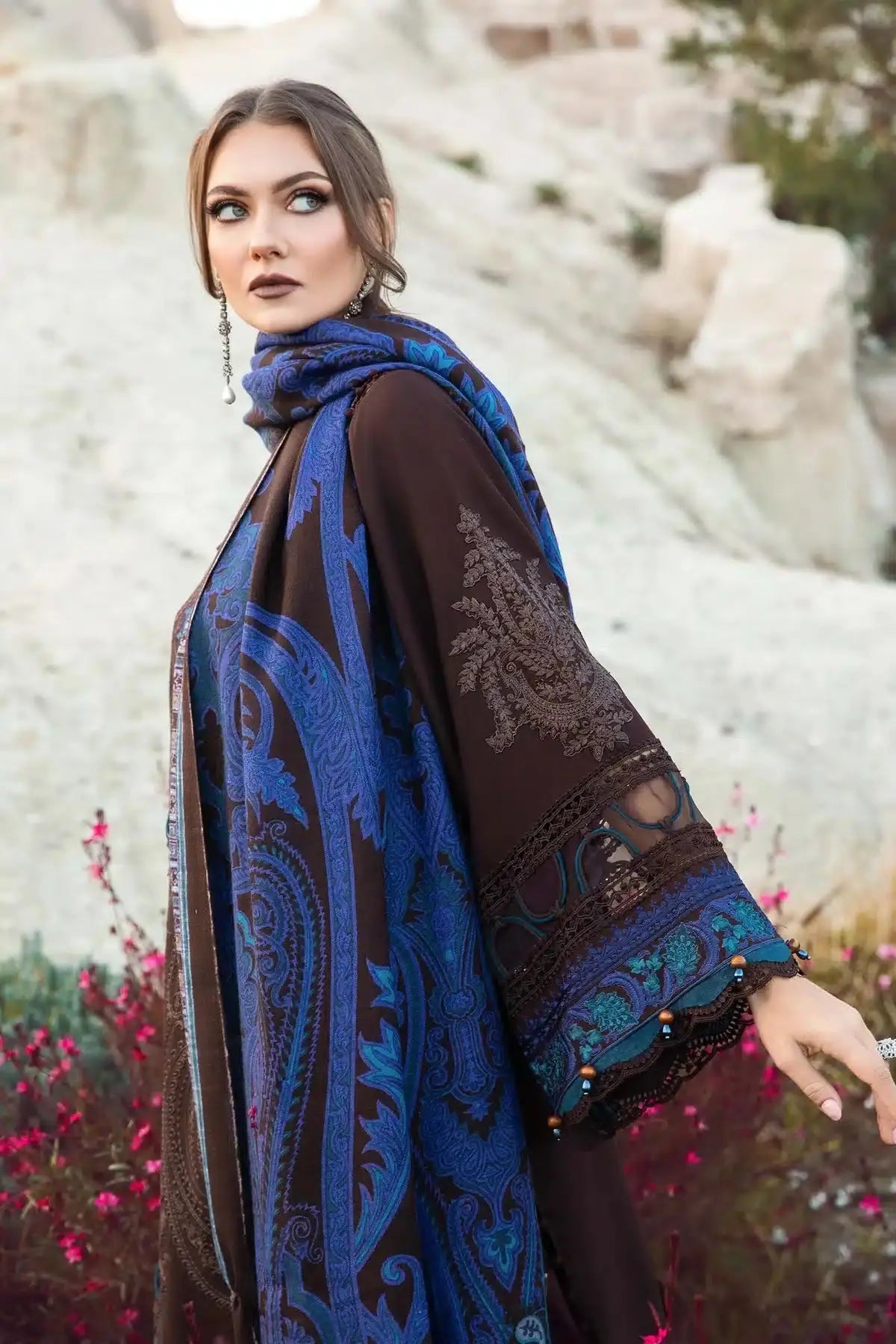 Maria B | M Prints Winter 23 | MPT-2008-B - Pakistani Designer Dress - by Maria B | Type: Luxury - 100% Original at Saira Sultan