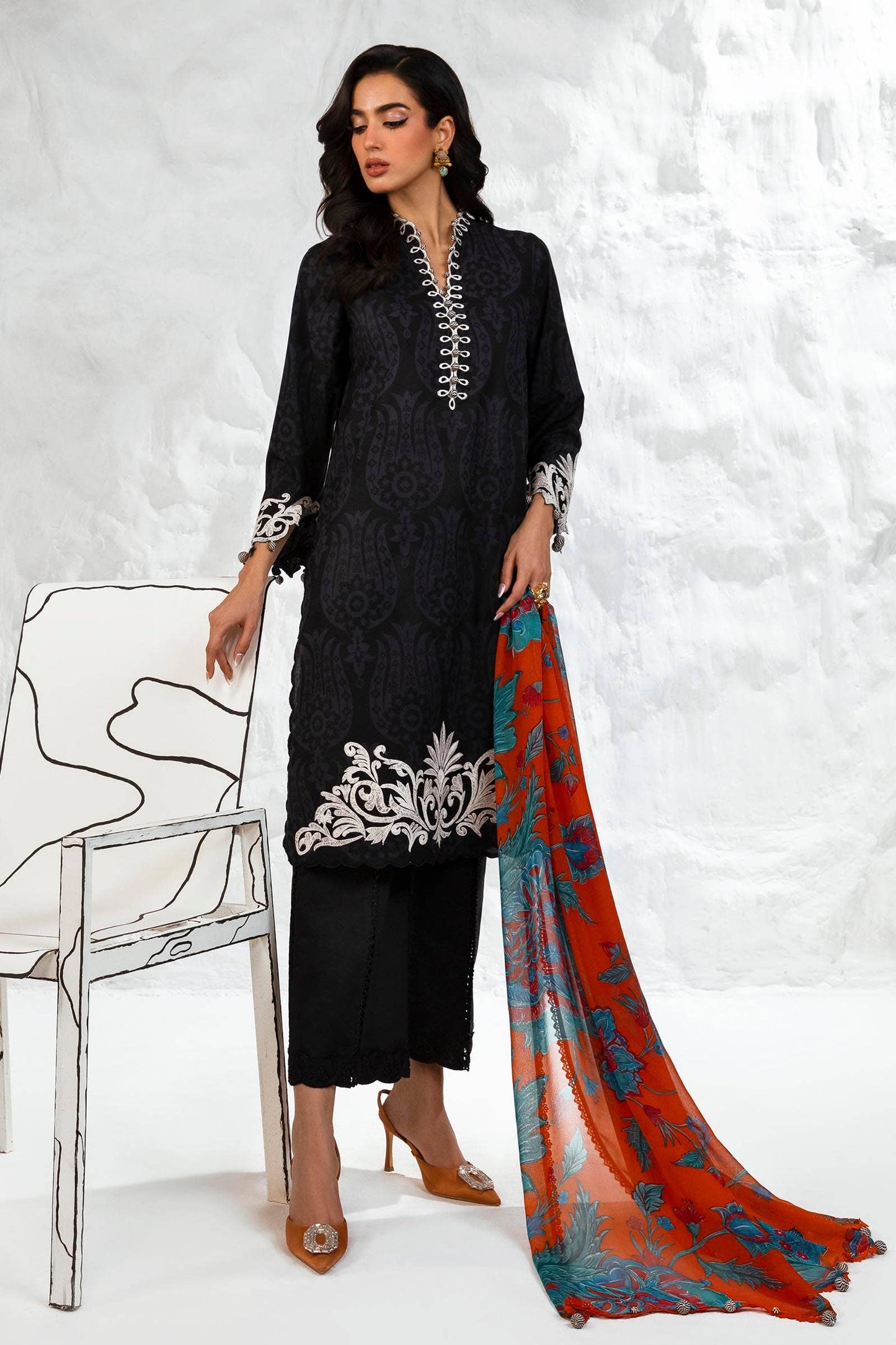 Sana Safinaz | Muzlin Summer 24 | 003A-CI - Pakistani Designer Dress - by Sana Safinaz | Type: Luxury - 100% Original at Saira Sultan