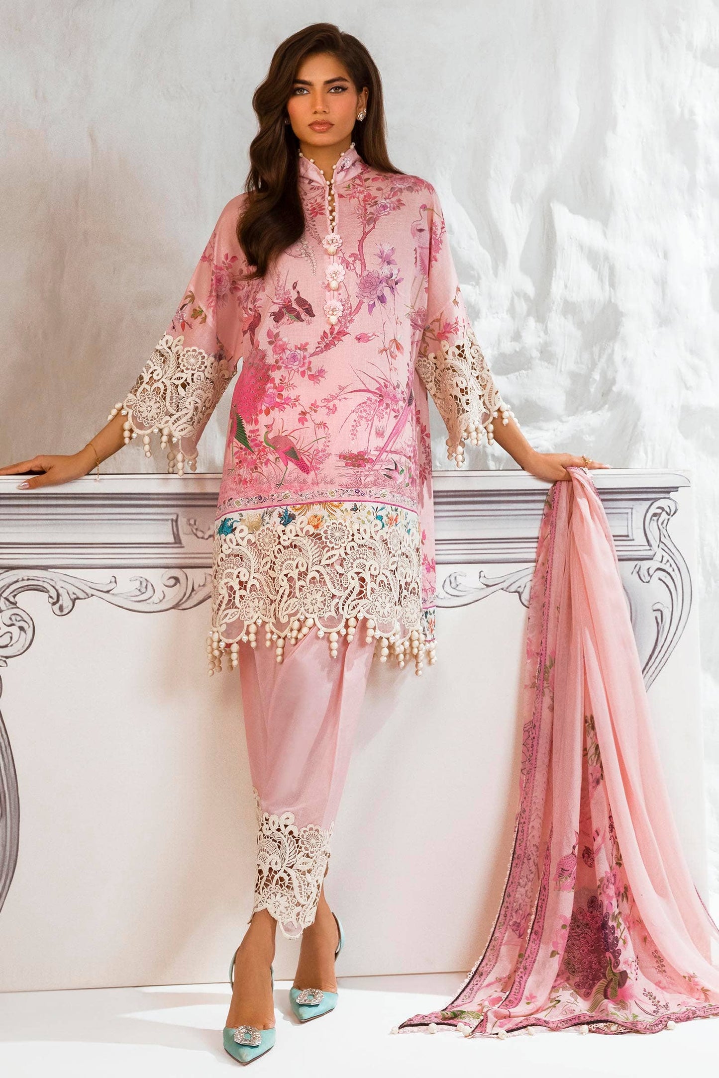 Sana Safinaz | Muzlin Summer 24 | 004A-CI - Pakistani Designer Dress - by Sana Safinaz | Type: Luxury - 100% Original at Saira Sultan