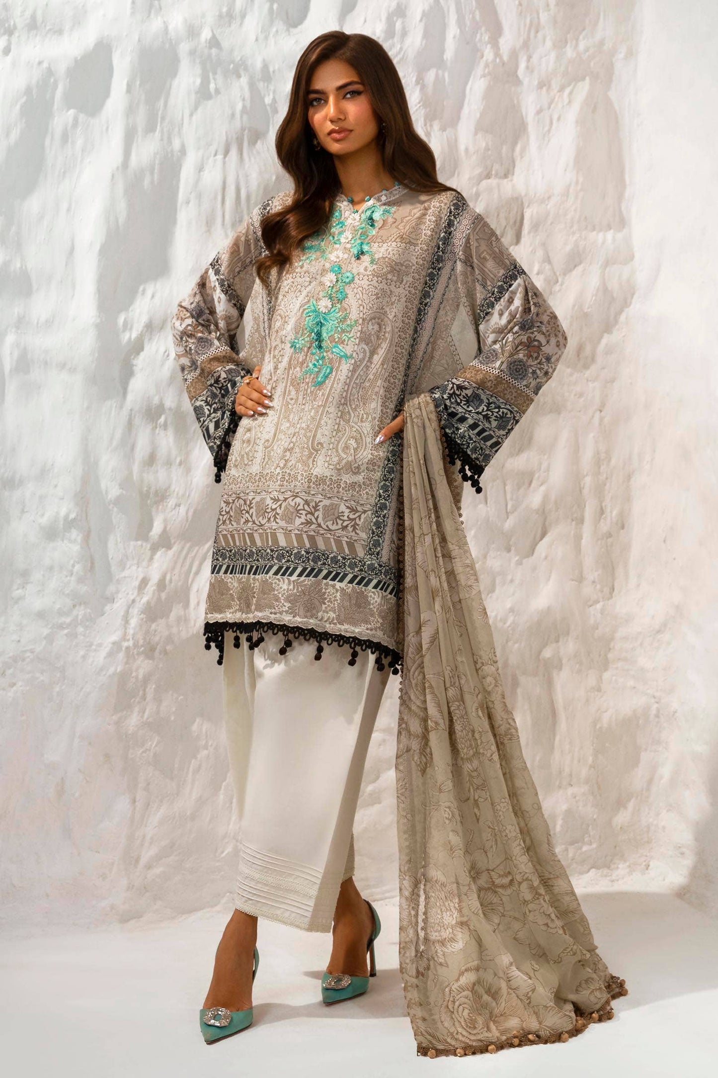 Sana Safinaz | Muzlin Summer 24 | 006A-CI - Pakistani Designer Dress - by Sana Safinaz | Type: Luxury - 100% Original at Saira Sultan