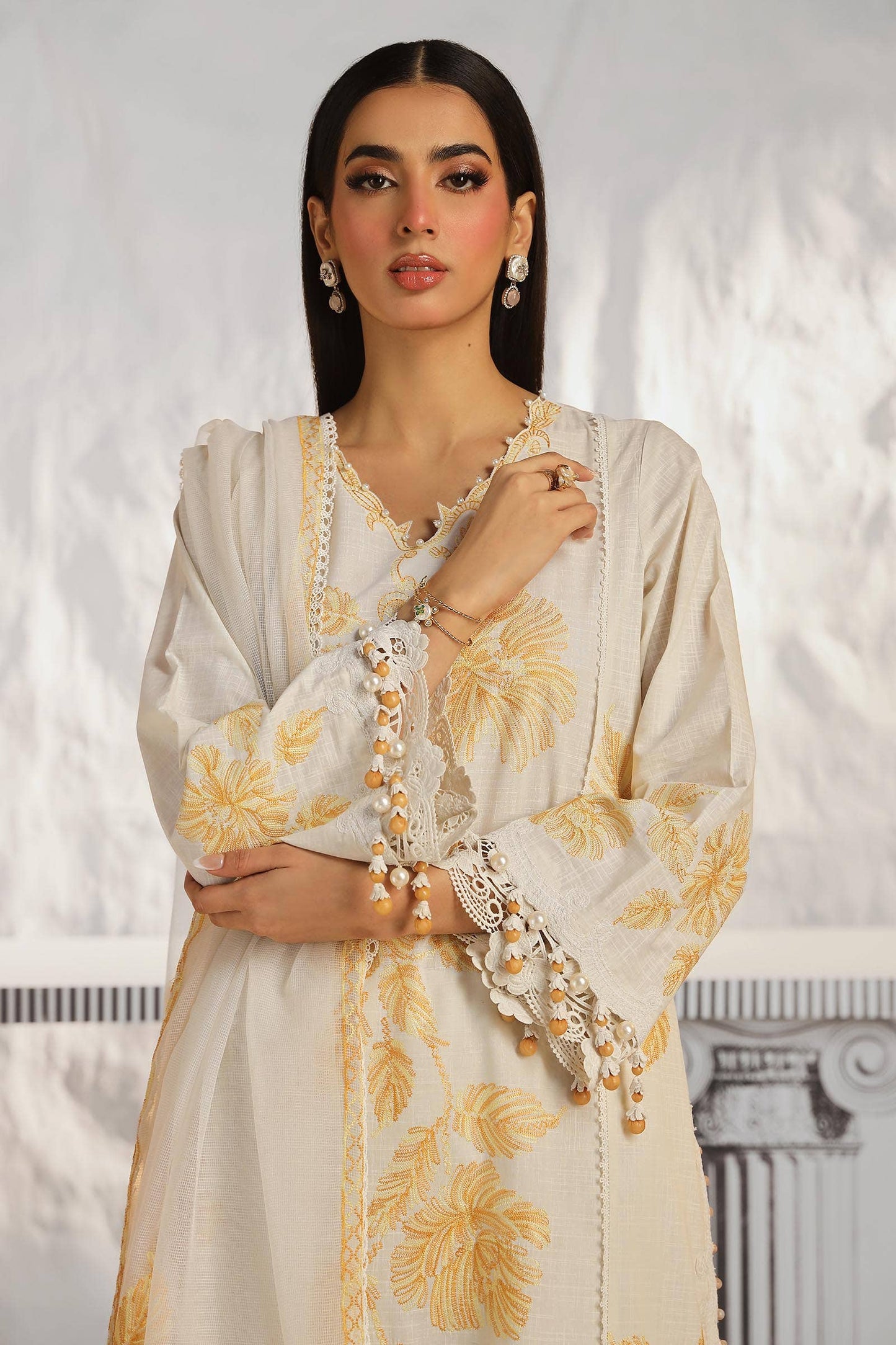 Sana Safinaz | Muzlin Summer 24 | 011B-CT - Pakistani Designer Dress - by Sana Safinaz | Type: Luxury - 100% Original at Saira Sultan