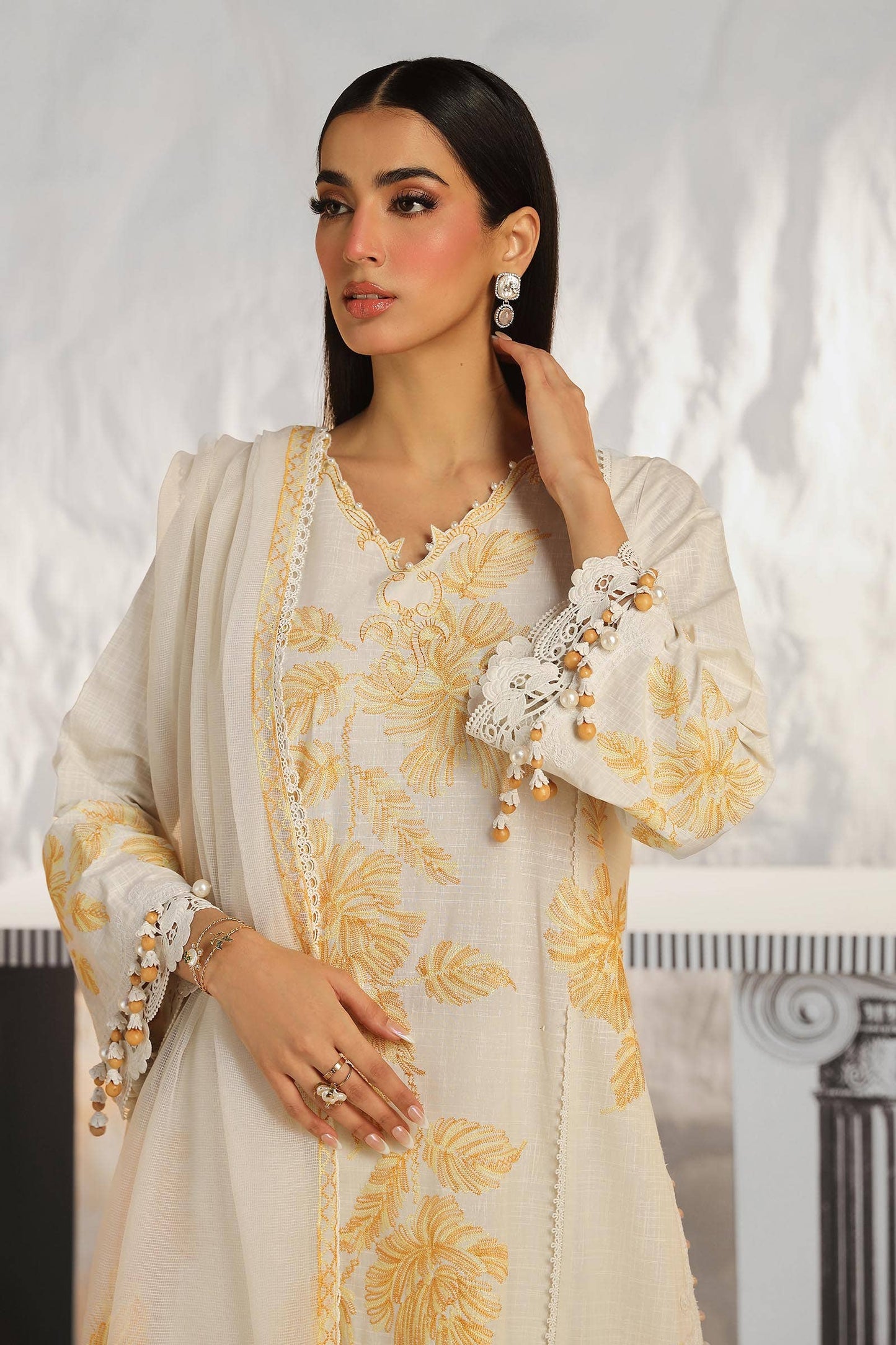 Sana Safinaz | Muzlin Summer 24 | 011B-CT - Pakistani Designer Dress - by Sana Safinaz | Type: Luxury - 100% Original at Saira Sultan