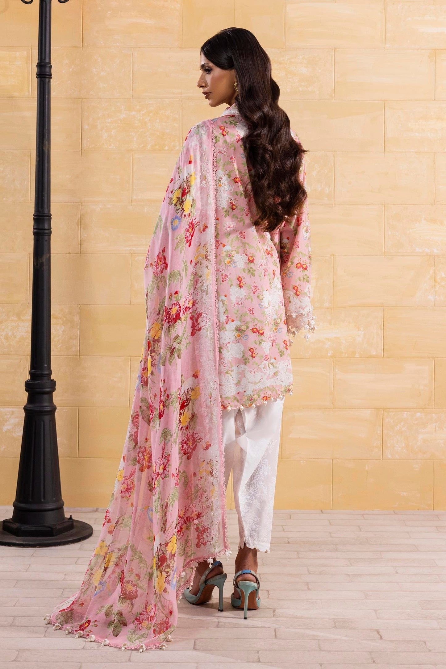 Sana Safinaz | Muzlin Spring 25 | M251-007A-3CI S Light Pink Lawn