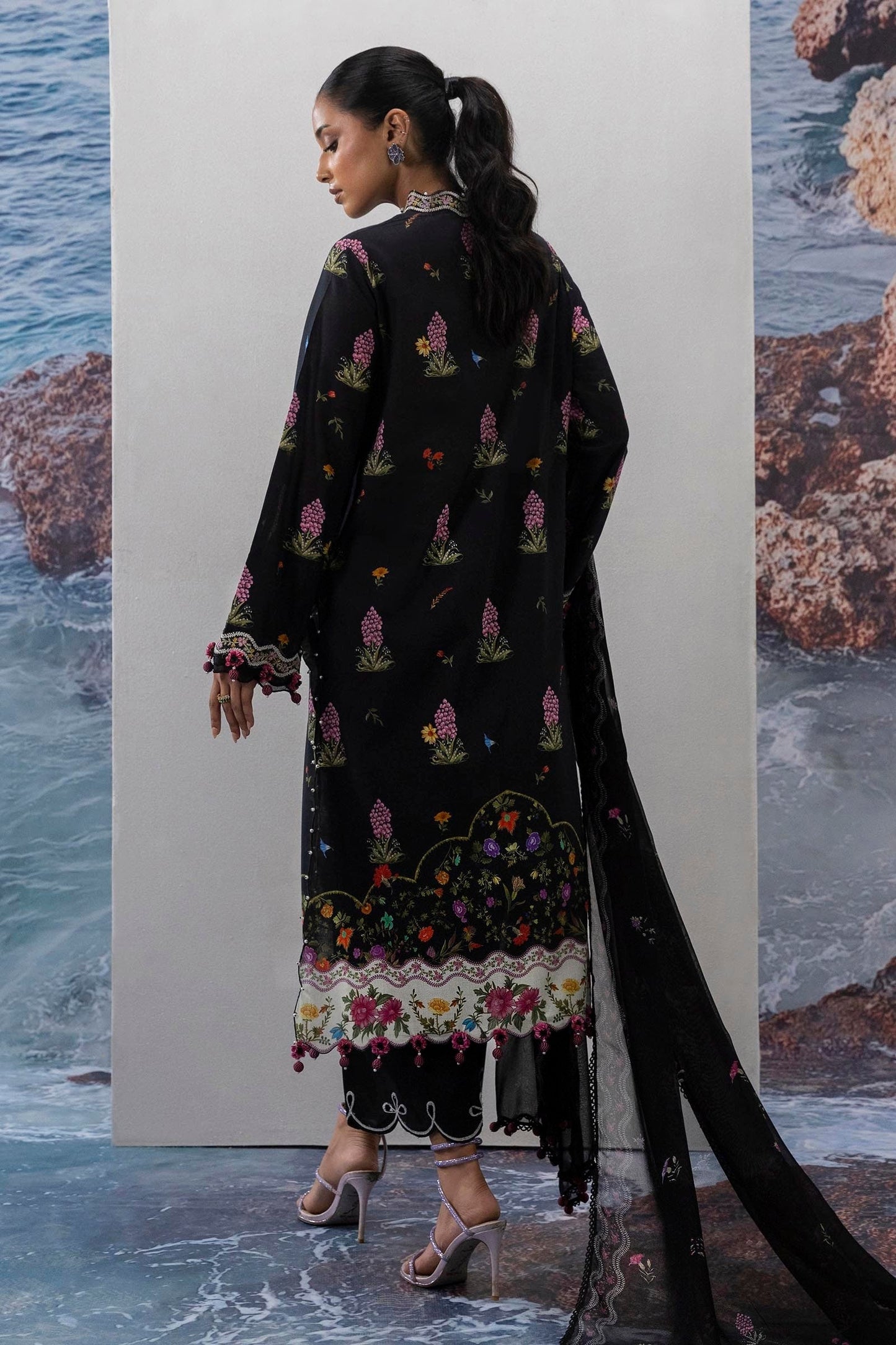 Sana Safinaz | Muzlin Summer 25 | 001A S Black Lawn