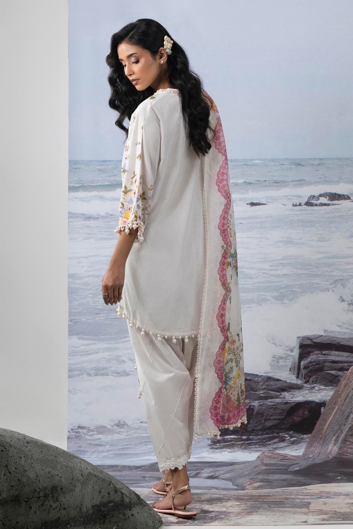 Sana Safinaz | Muzlin Summer 25 | 015A S White Lawn
