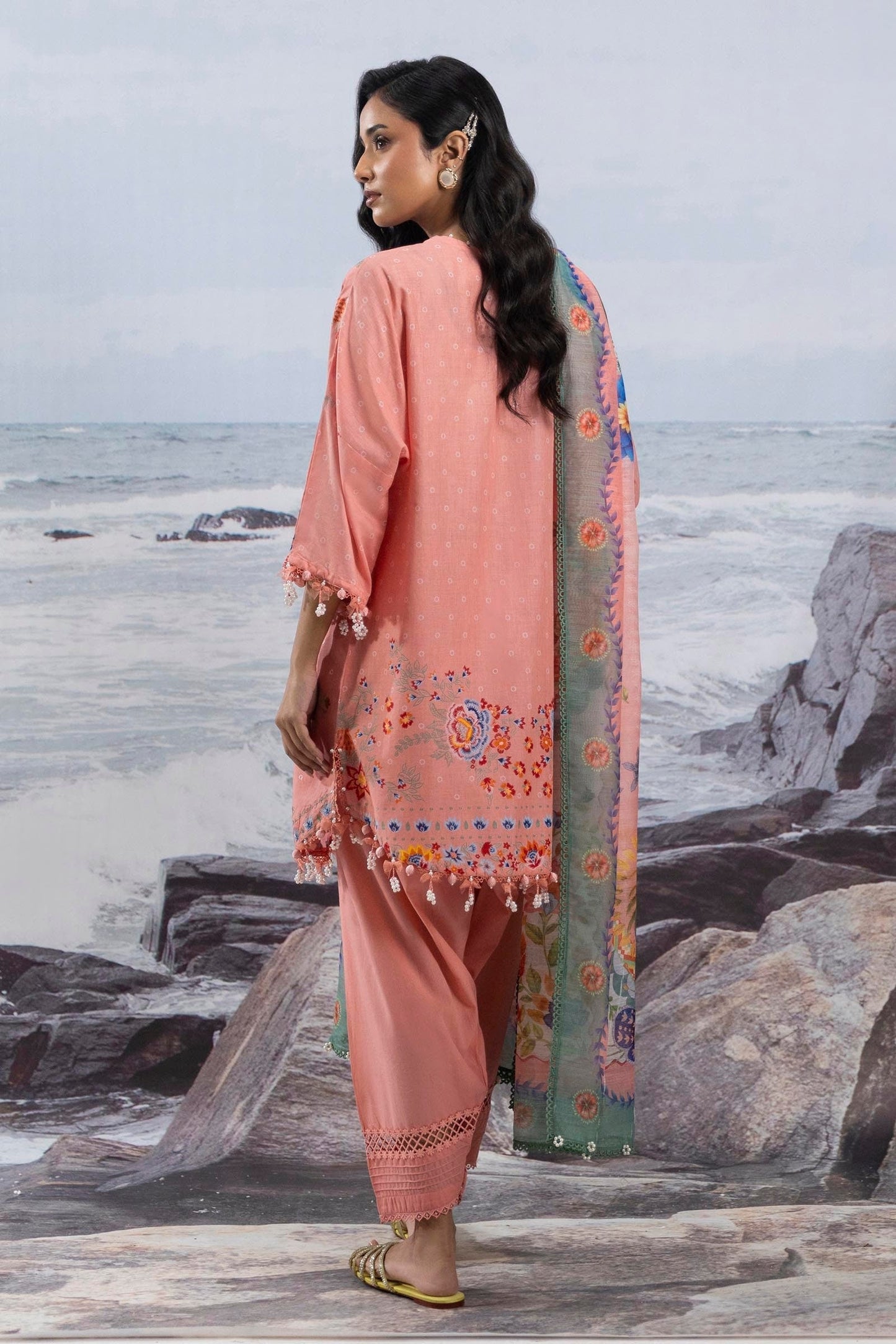 Sana Safinaz | Muzlin Summer 25 | 018B S Salmon Pink Lawn