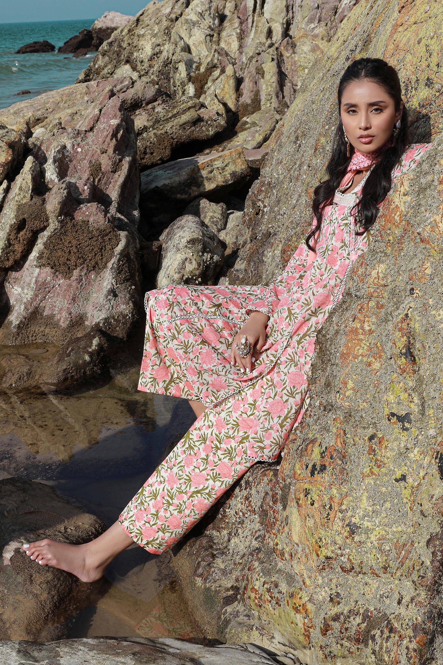 Sana Safinaz | Mahay Spring 24 | H241-004B-3CG - Pakistani Designer Dress - by Sana Safinaz | Type: Luxury - 100% Original at Saira Sultan