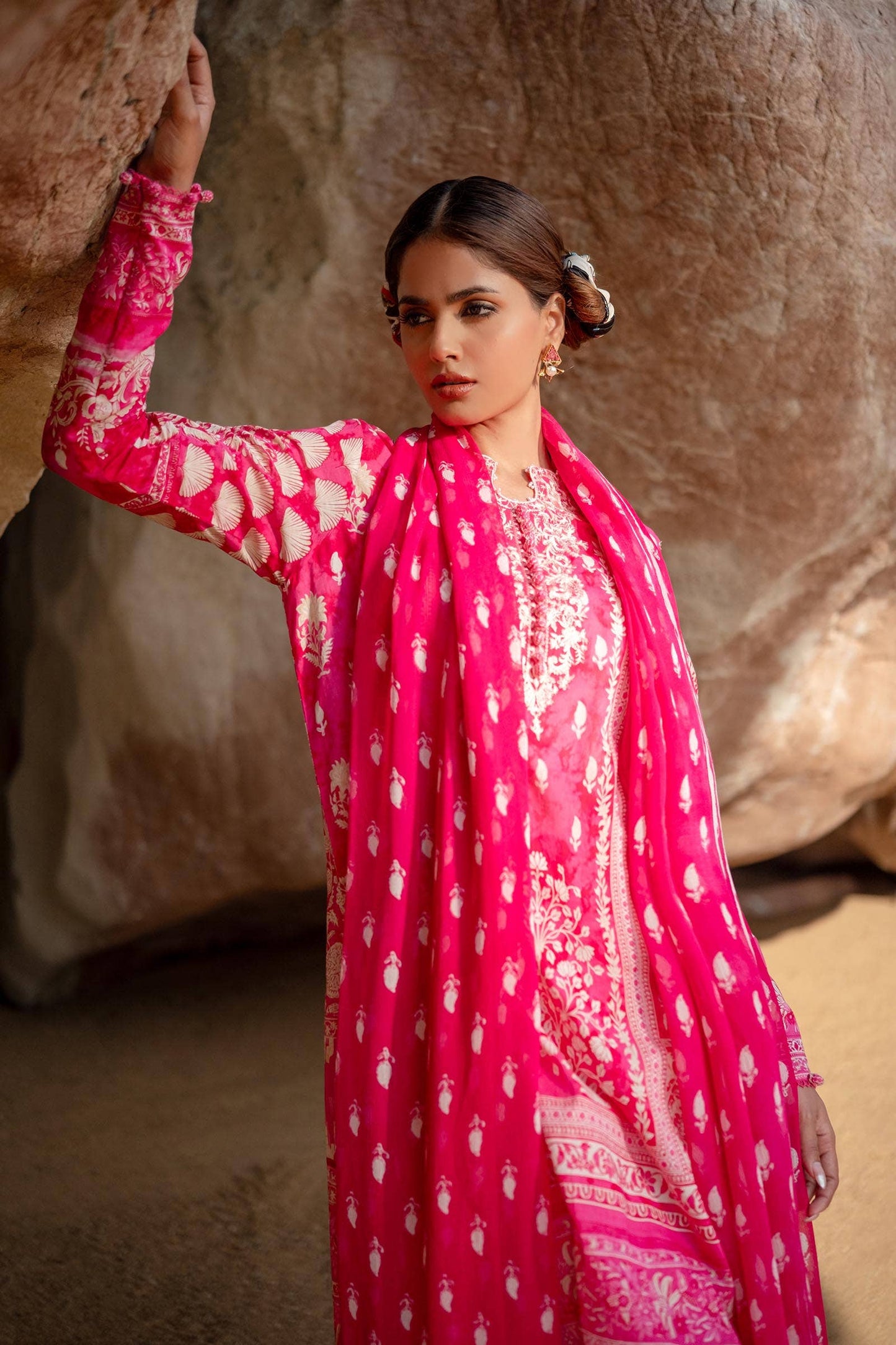 Sana Safinaz | Mahay Spring 24 | H241-005A-3CI - Pakistani Designer Dress - by Sana Safinaz | Type: Luxury - 100% Original at Saira Sultan