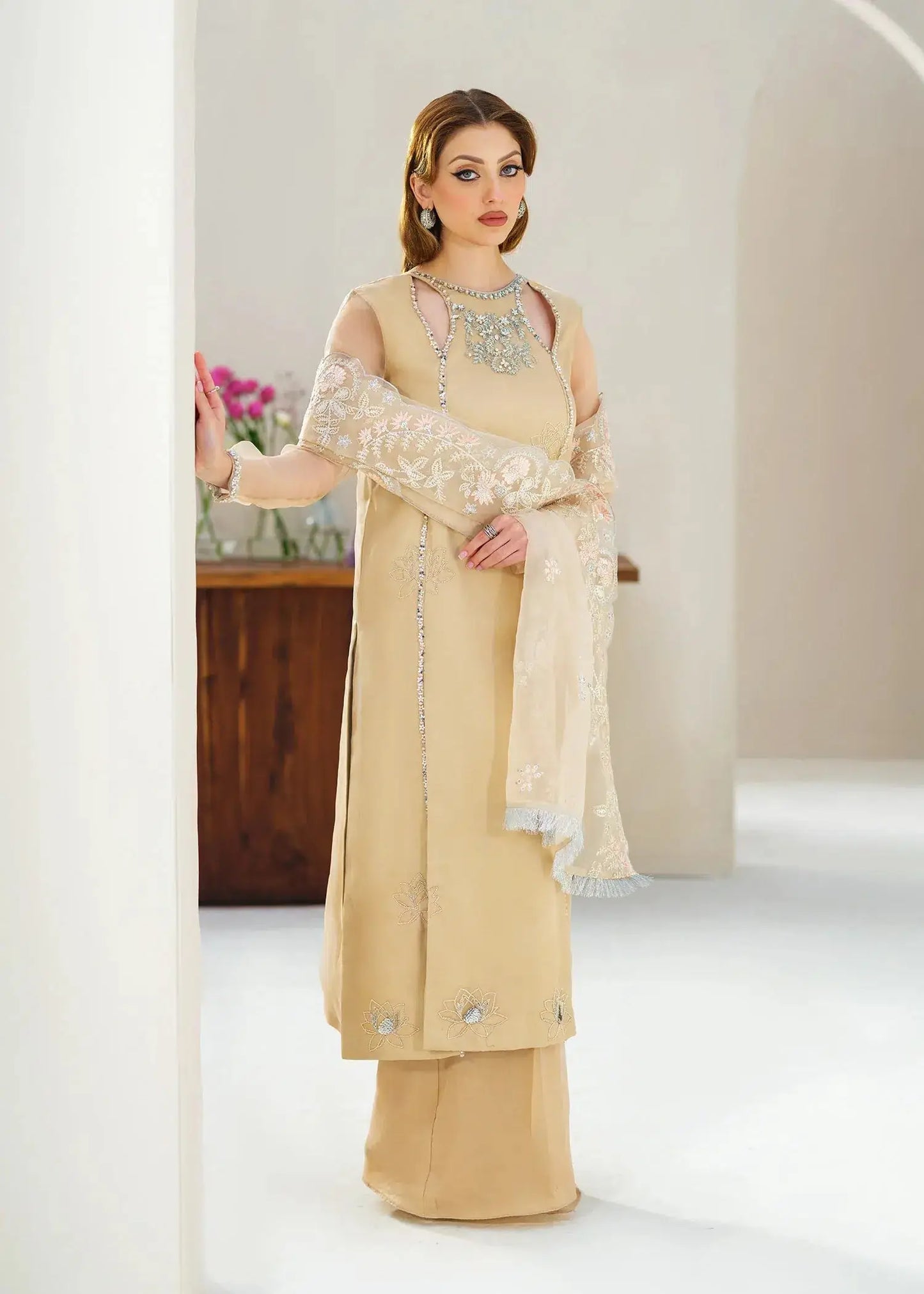 Mahum Asad | Forever and Ever Formals | Glow - Pakistani Designer Dress - by Mahum Asad | Type: Formal - 100% Original at Saira Sultan