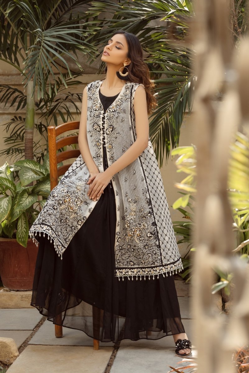 Panache | Pret | Majestic Monotony M