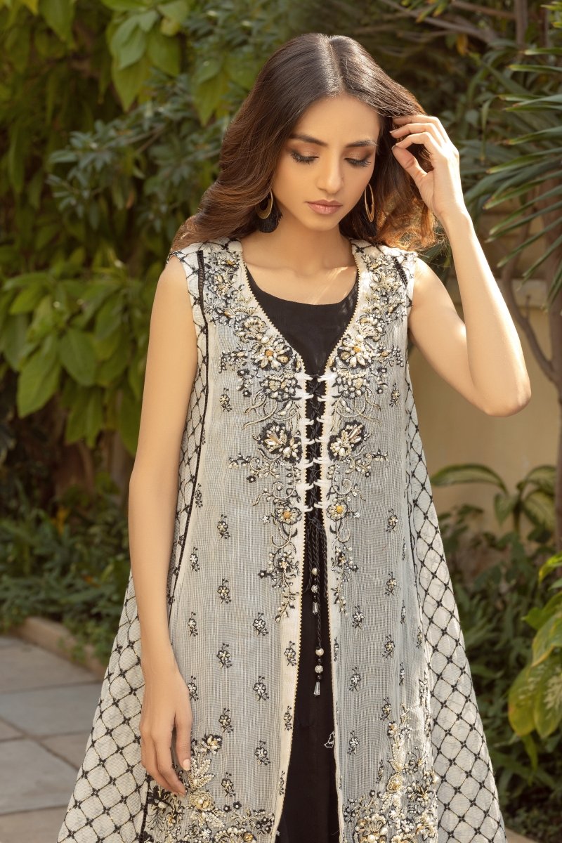 Panache | Pret | Majestic Monotony L