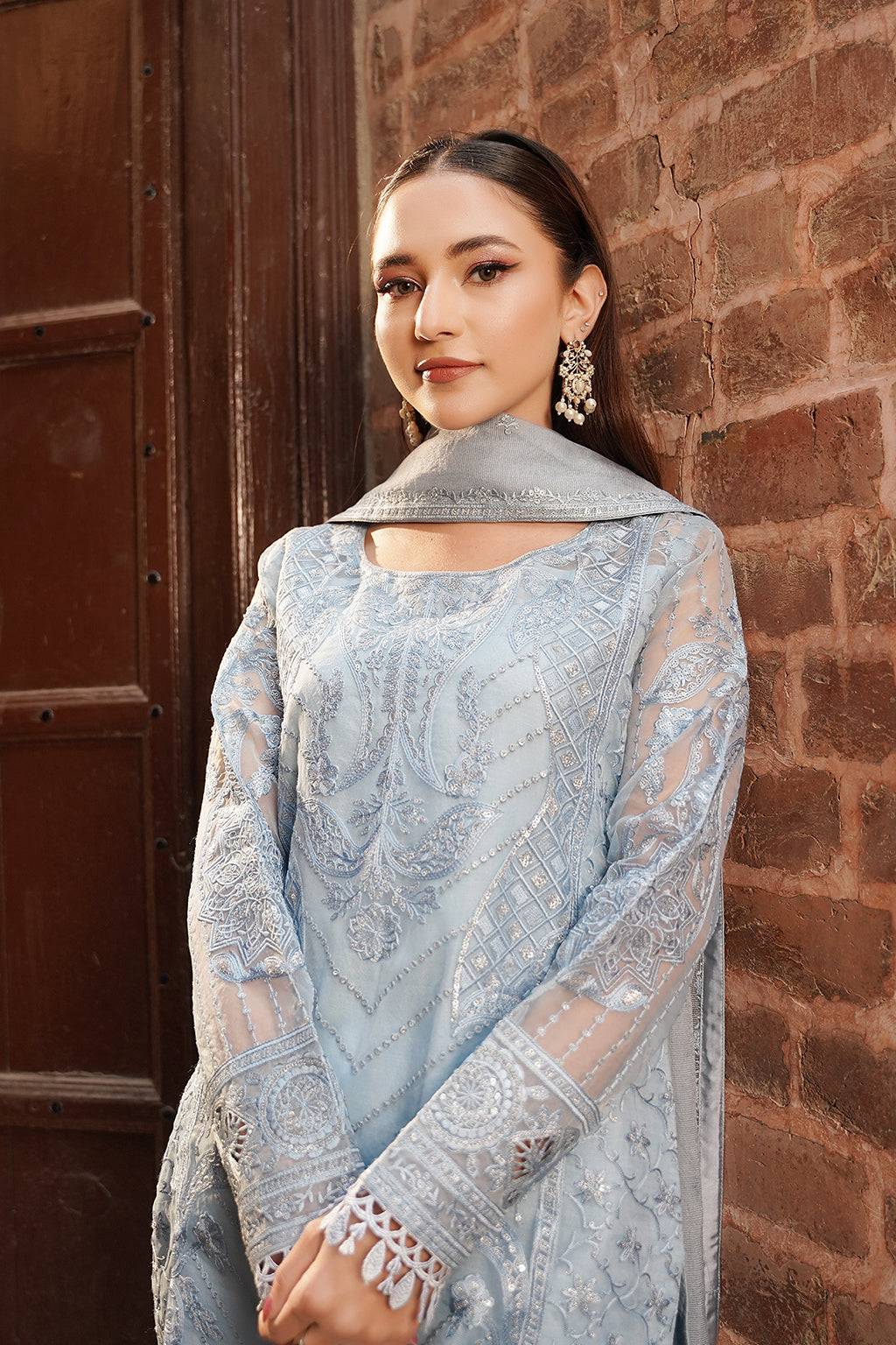Maryams | Luxury Eid Pret | M-1105 - Pakistani Designer Dress - by Maryams | Type: Luxury - 100% Original at Saira Sultan