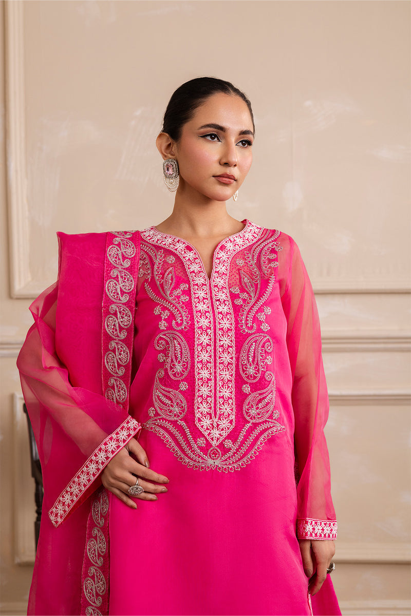 Maryum N Maria | Sia Collection 25 | ELIZA L Hot Pink Net