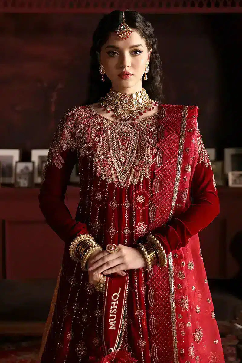 Mushq | Niloufer Velvet Edit 23 | Farah - Pakistani Designer Dress - by Mushq | Type: Bridal - 100% Original at Saira Sultan