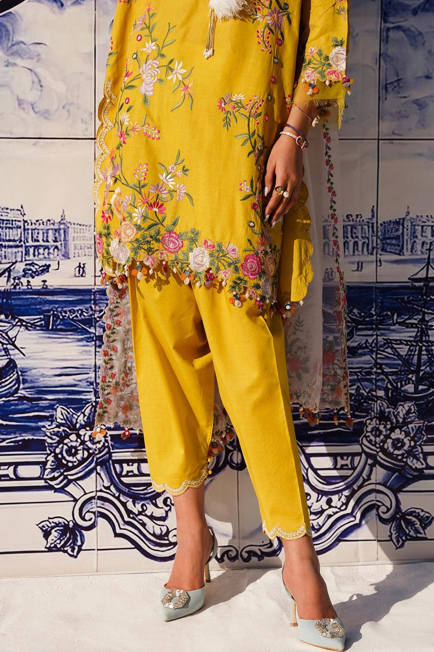 Sana Safinaz | Muzlin Spring 24 | M241-002A-CX - Pakistani Designer Dress - by Sana Safinaz | Type: Luxury - 100% Original at Saira Sultan