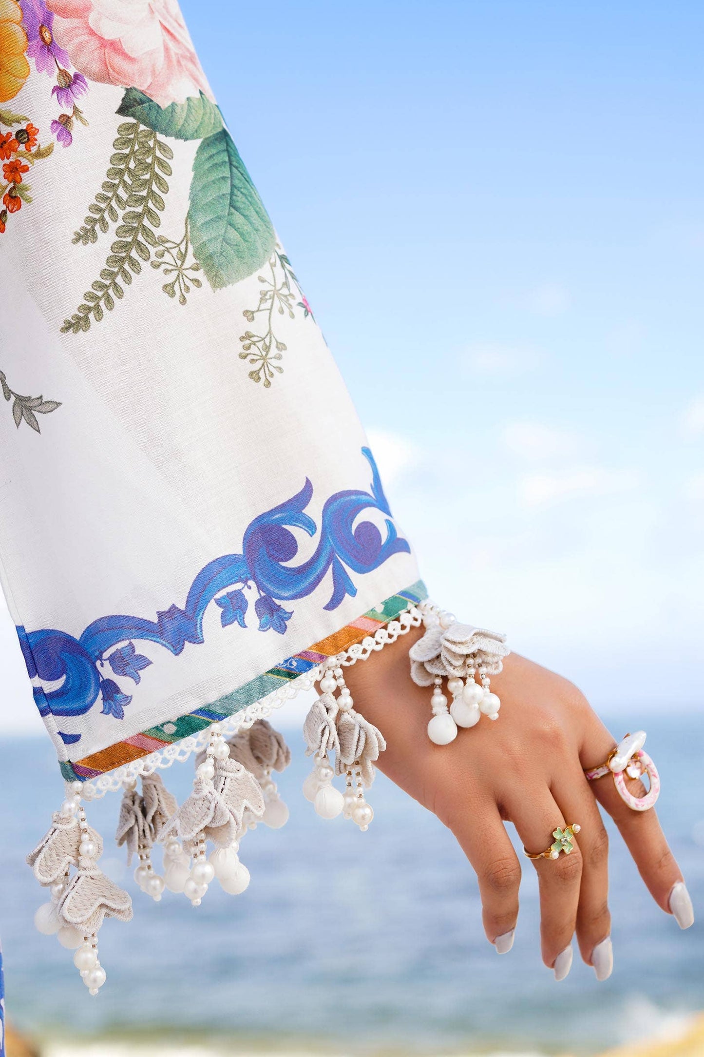Sana Safinaz | Muzlin Spring 24 | M241-012A-CI - Pakistani Designer Dress - by Sana Safinaz | Type: Luxury - 100% Original at Saira Sultan