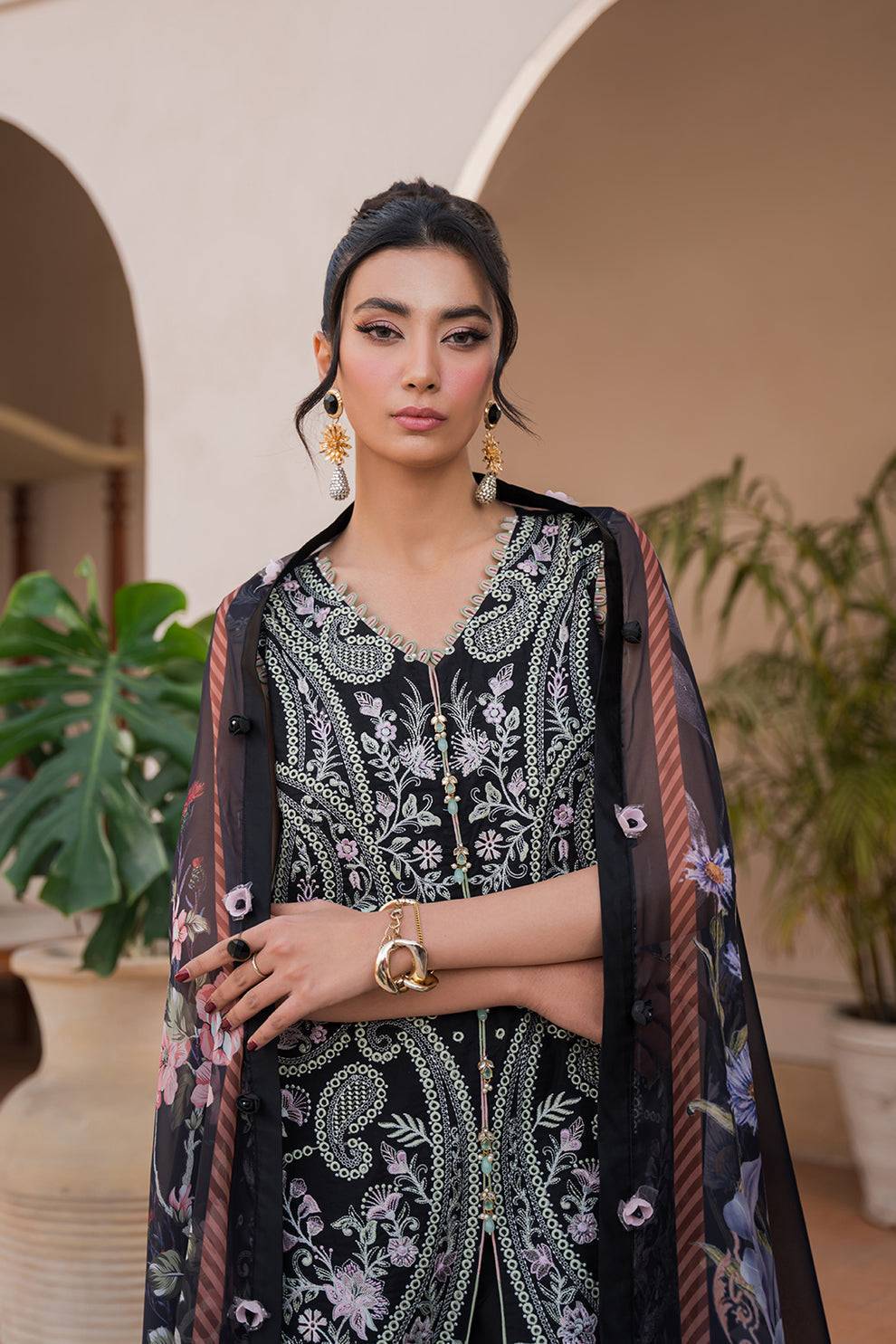Neeshay | Symphony Luxury Lawn 24 | Celestial - Pakistani Designer Dress - by Neeshay | Type: Luxury - 100% Original at Saira Sultan