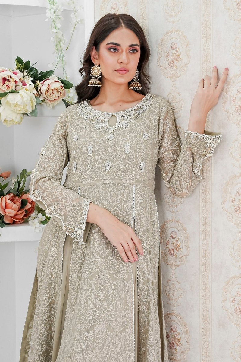 Panache | Pret | Neutral Oasis M