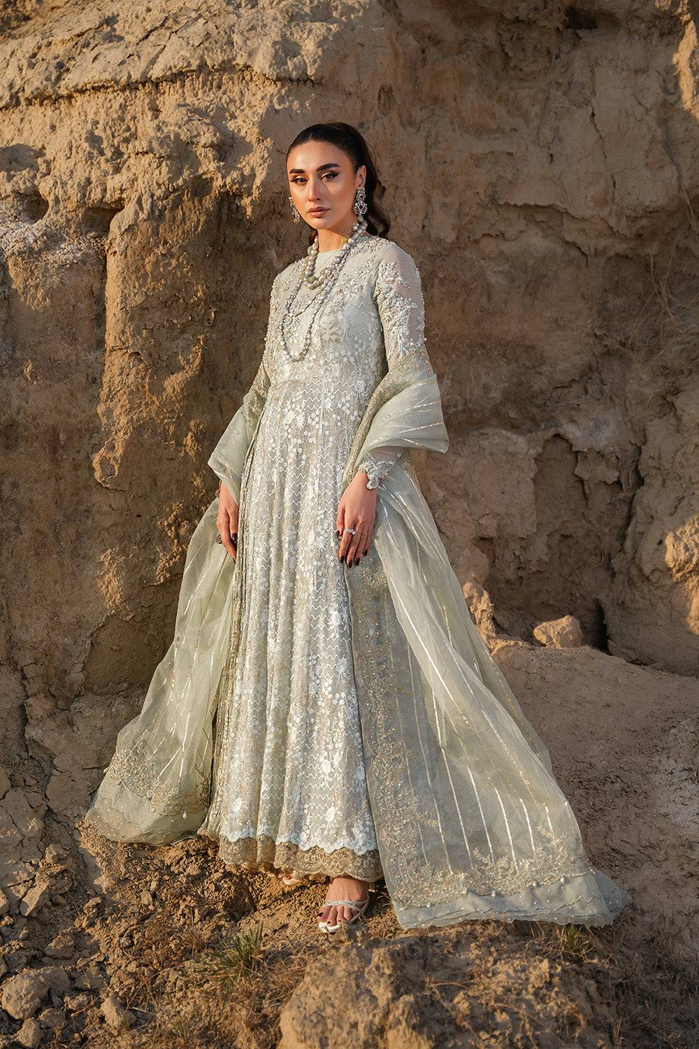 Nilofer Shahid | Verve Summer 24 | Mavi Verve SS 24 - Pakistani Designer Dress - by Nilofer Shahid | Type: Formal - 100% Original at Saira Sultan