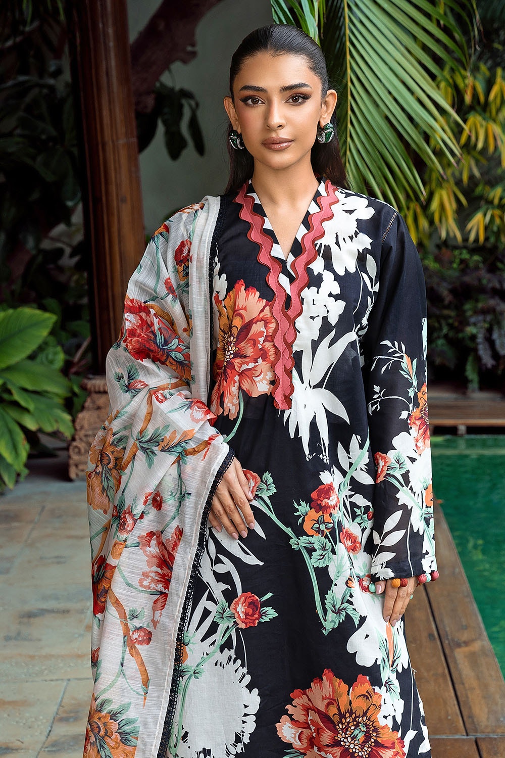 Gul Ahmed | Festive Capsule 25 | Custom Size Black Lawn