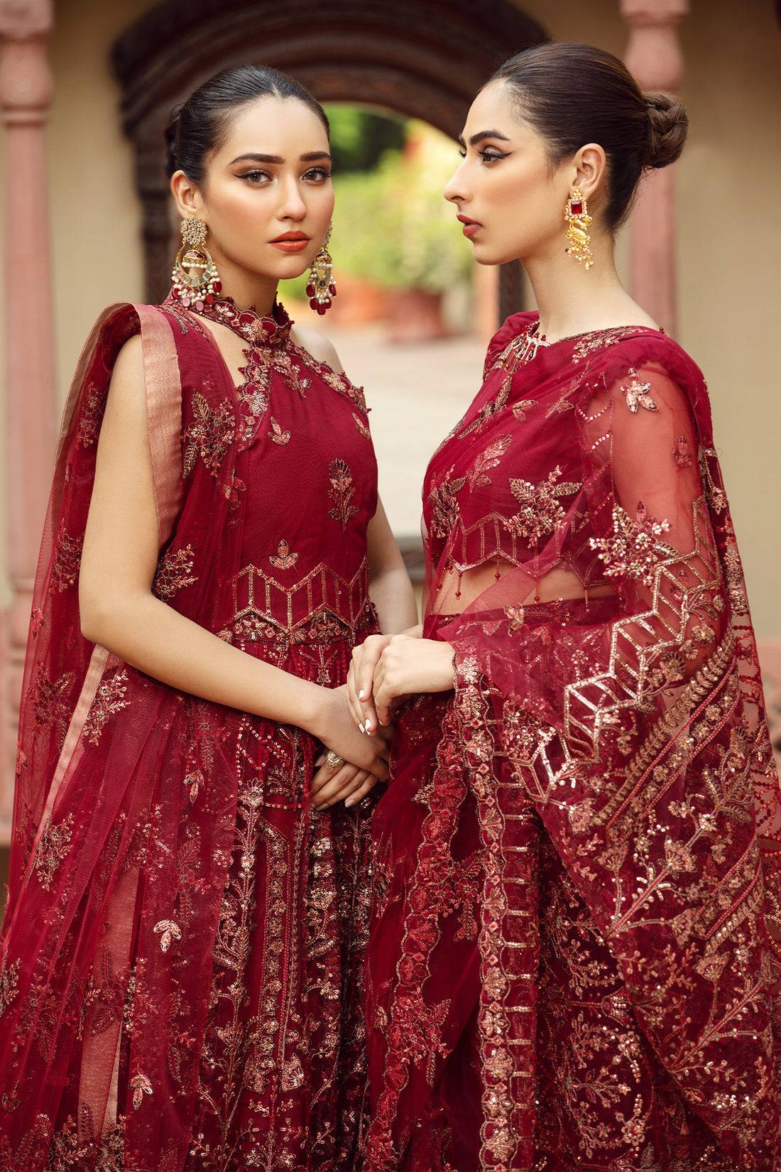 Alizeh | Formals Collection | Rungrez - Pakistani Designer Dress - by Alizeh | Type: Formal - 100% Original at Saira Sultan